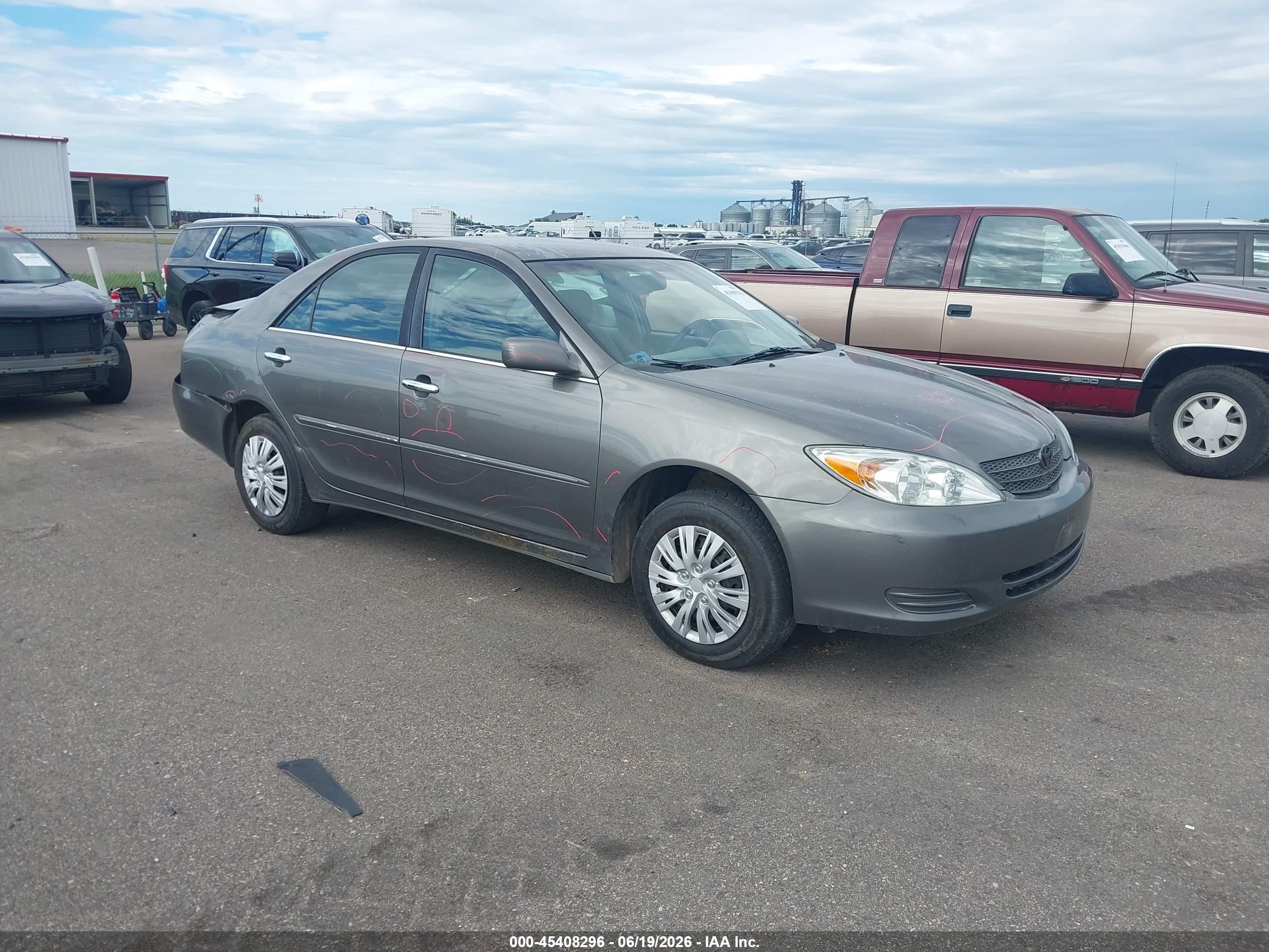 2002 Toyota Camry Xle Silver vin: 4T1BE30K02U566664