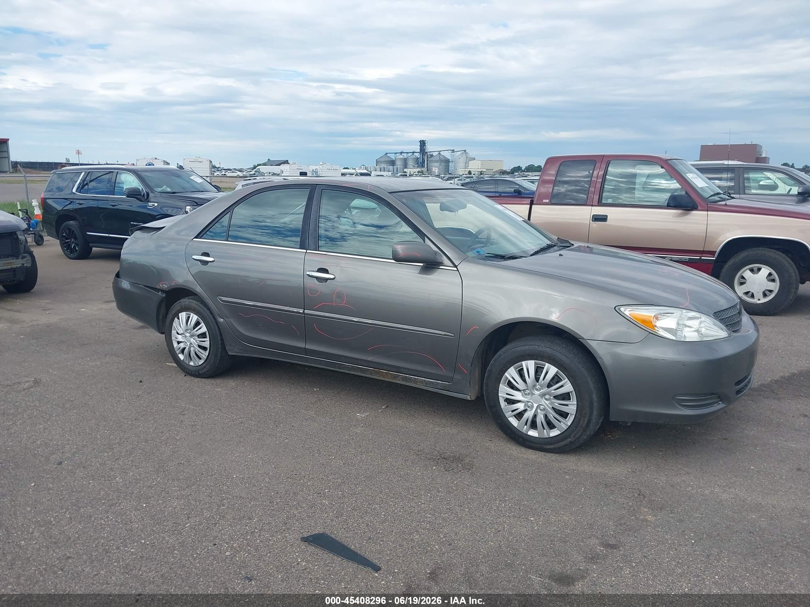 2002 Toyota Camry Xle Silver vin: 4T1BE30K02U566664