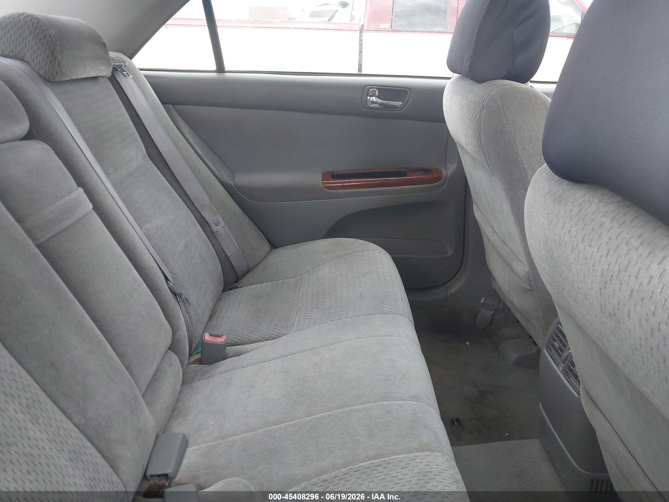 2002 Toyota Camry Xle Silver vin: 4T1BE30K02U566664