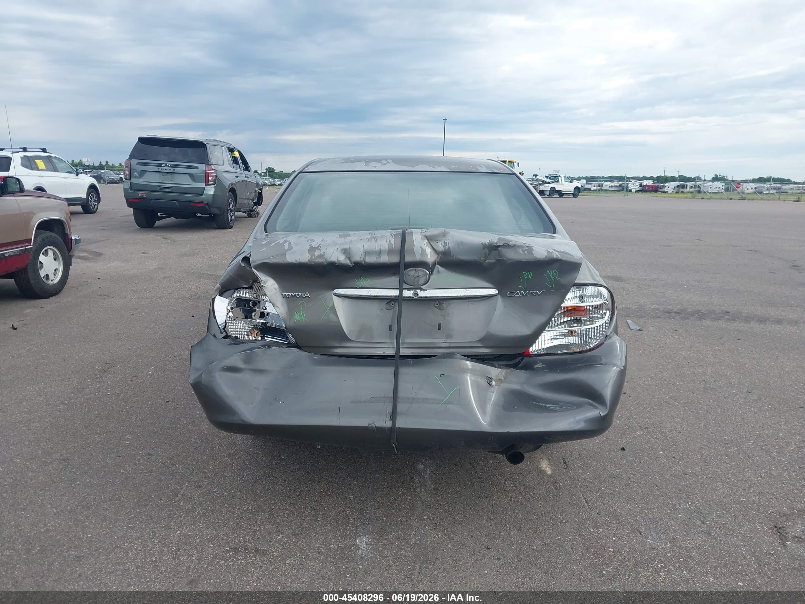 2002 Toyota Camry Xle Silver vin: 4T1BE30K02U566664