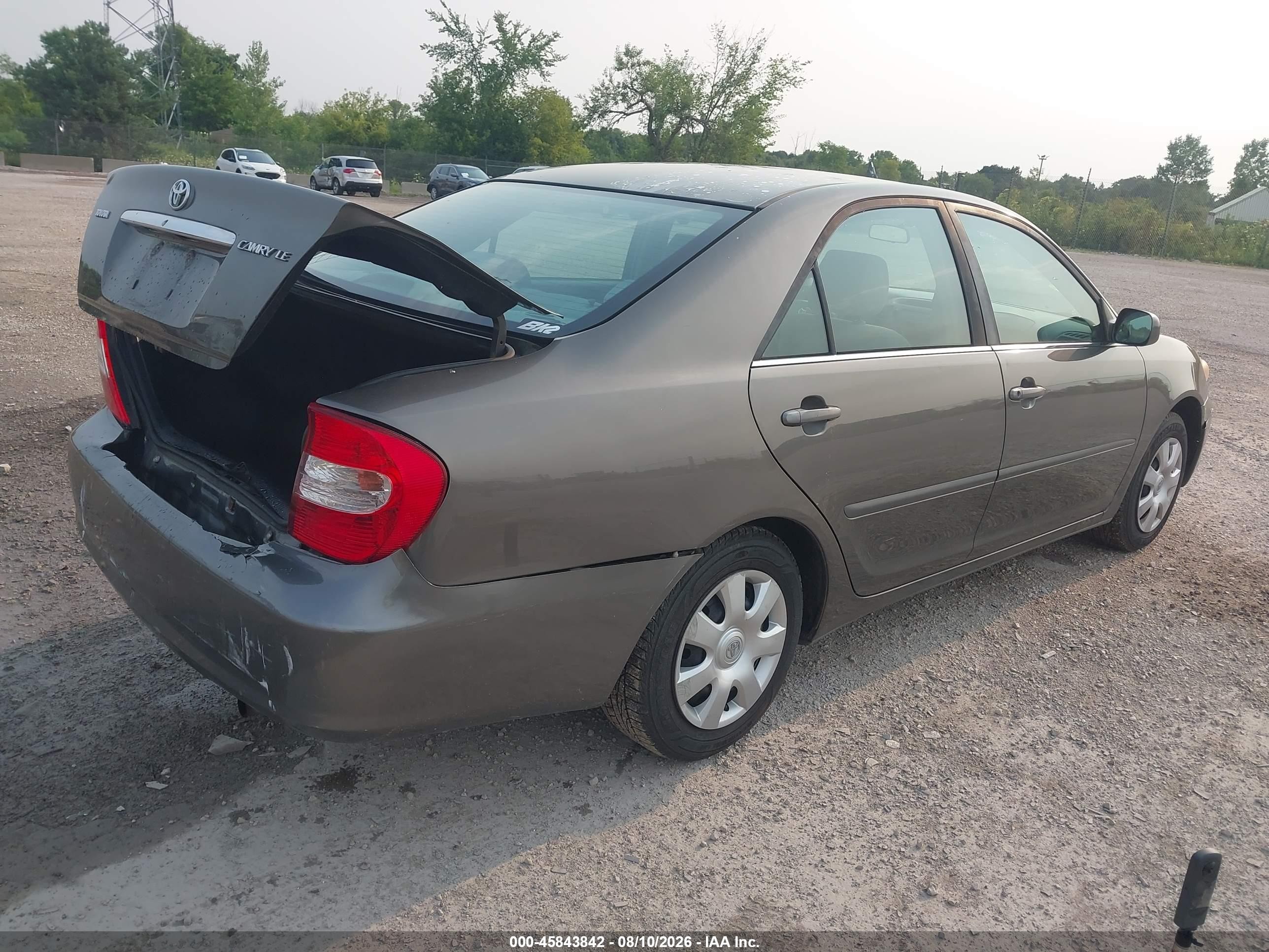 2002 Toyota Camry Le Gray vin: 4T1BE30K02U591435