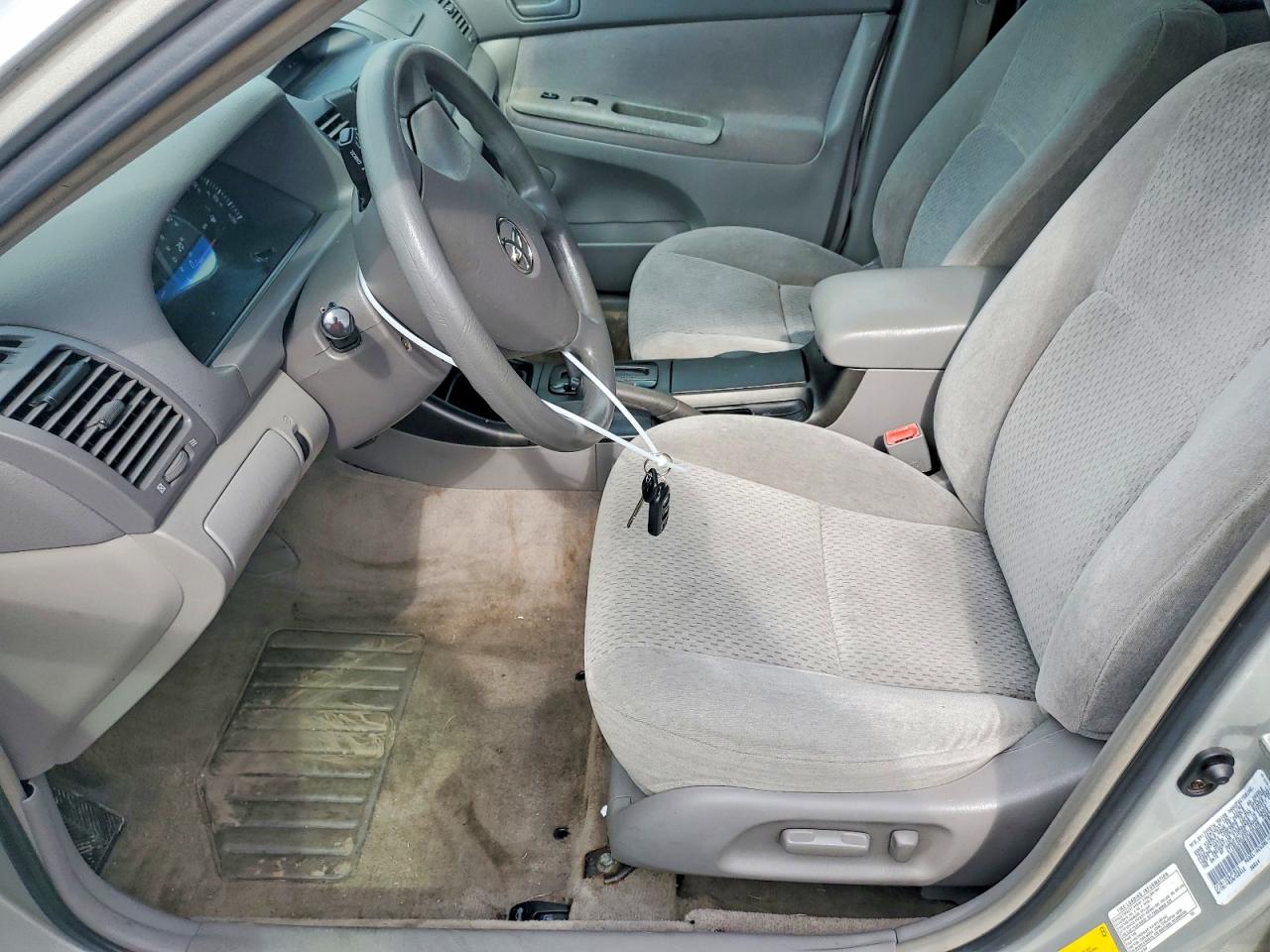 2003 Toyota Camry Le Silver vin: 4T1BE30K03U146100