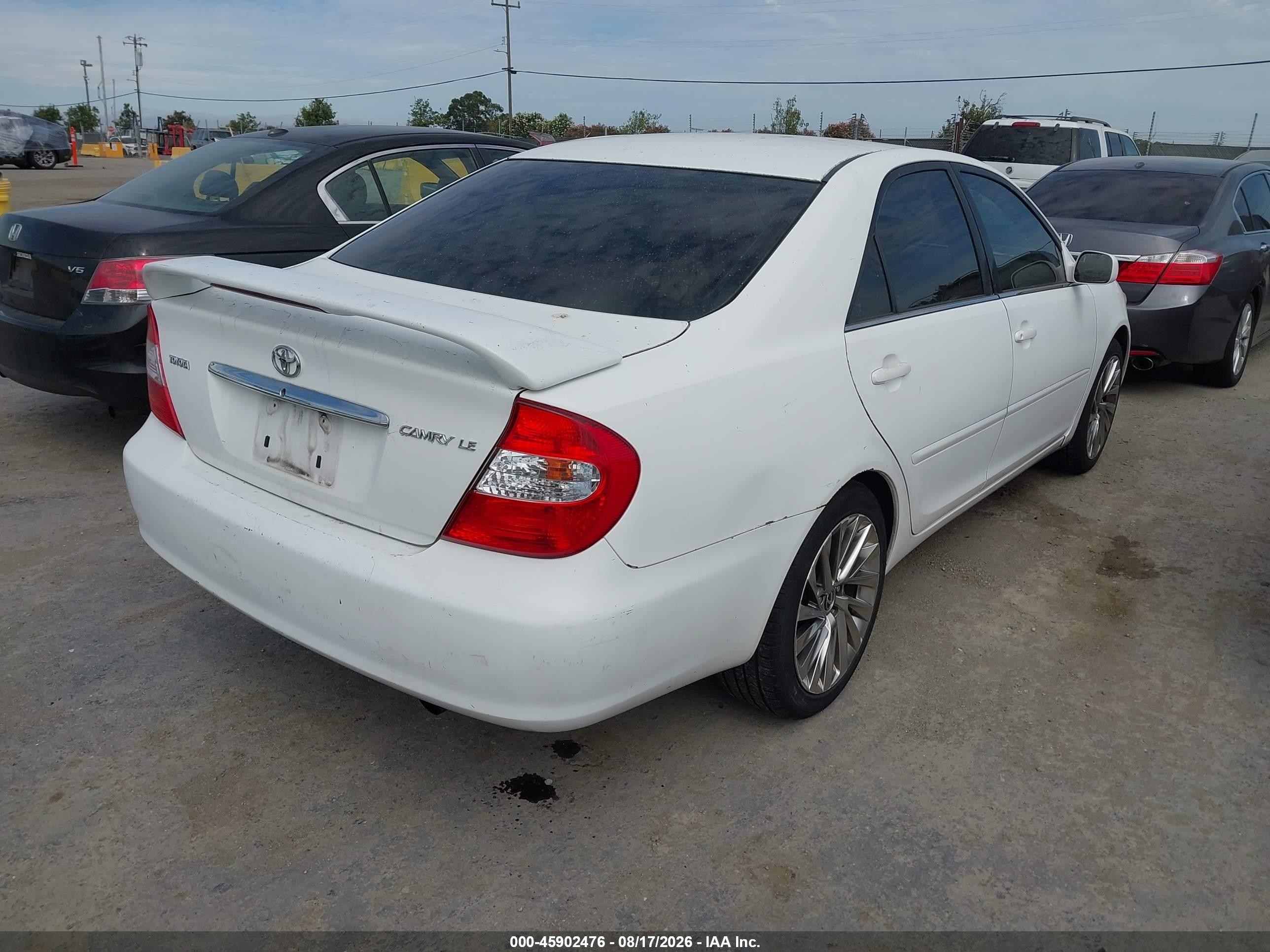 2003 Toyota Camry Le Белый vin: 4T1BE30K03U224861