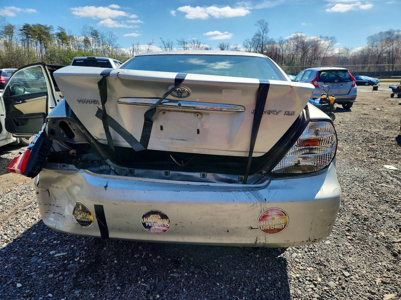2003 Toyota Camry Xle Silver vin: 4T1BE30K03U696560