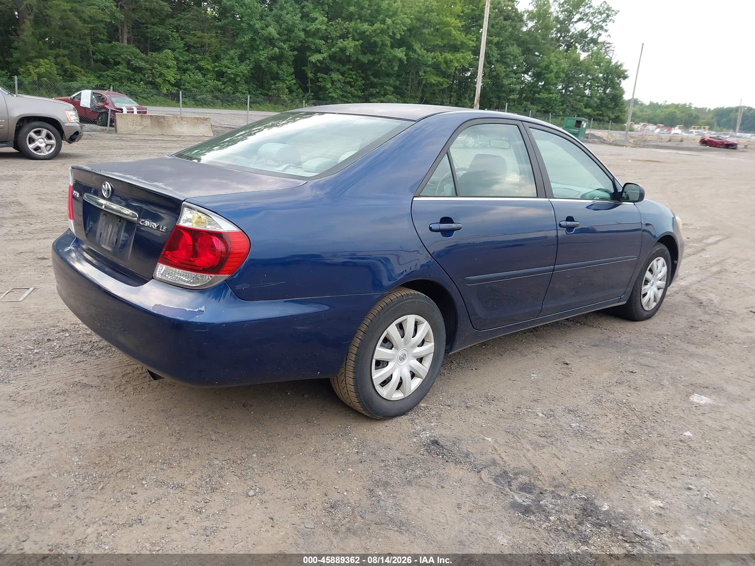 2005 Toyota Camry Le Blue vin: 4T1BE30K05U386900