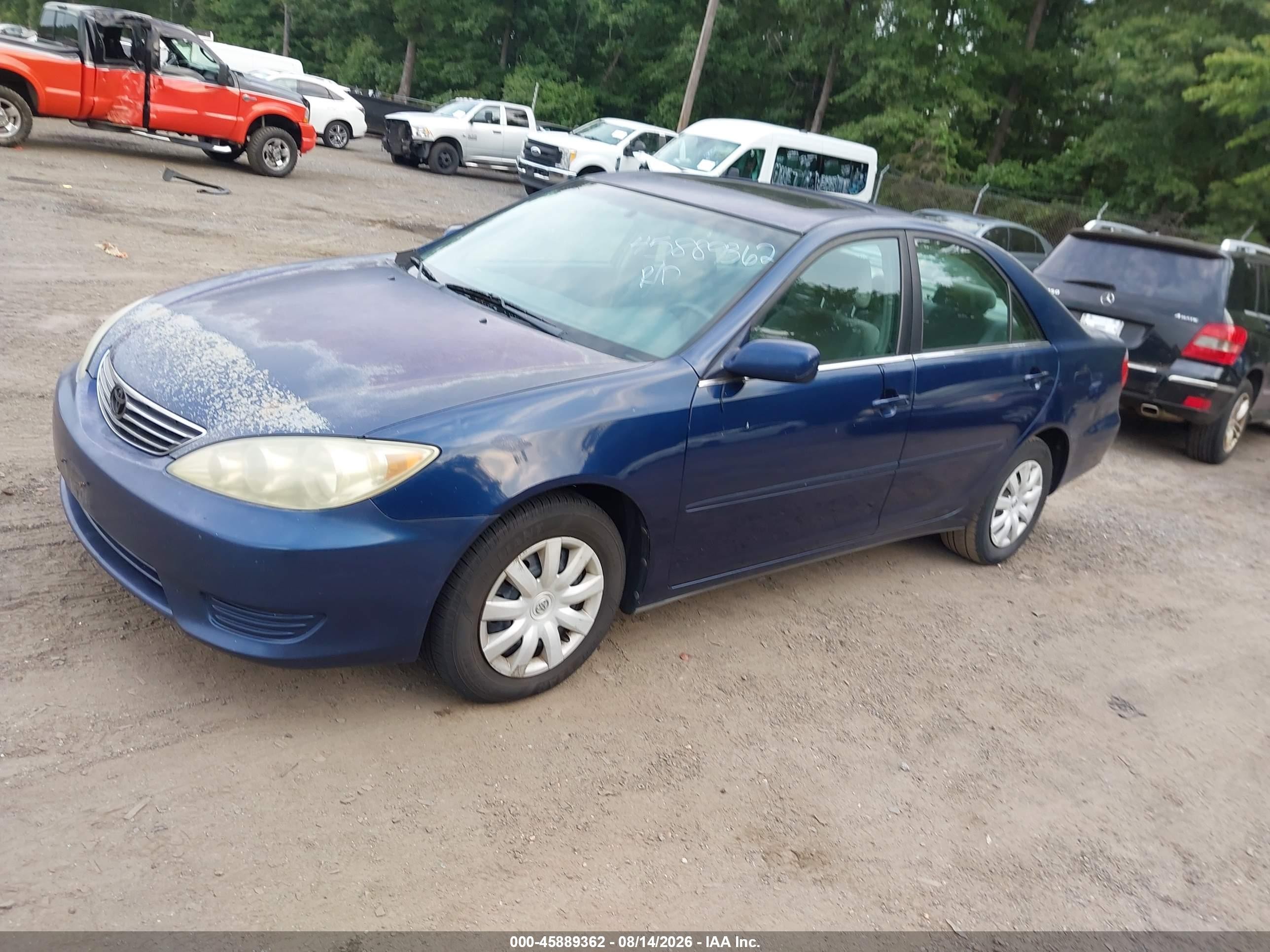 2005 Toyota Camry Le Blue vin: 4T1BE30K05U386900