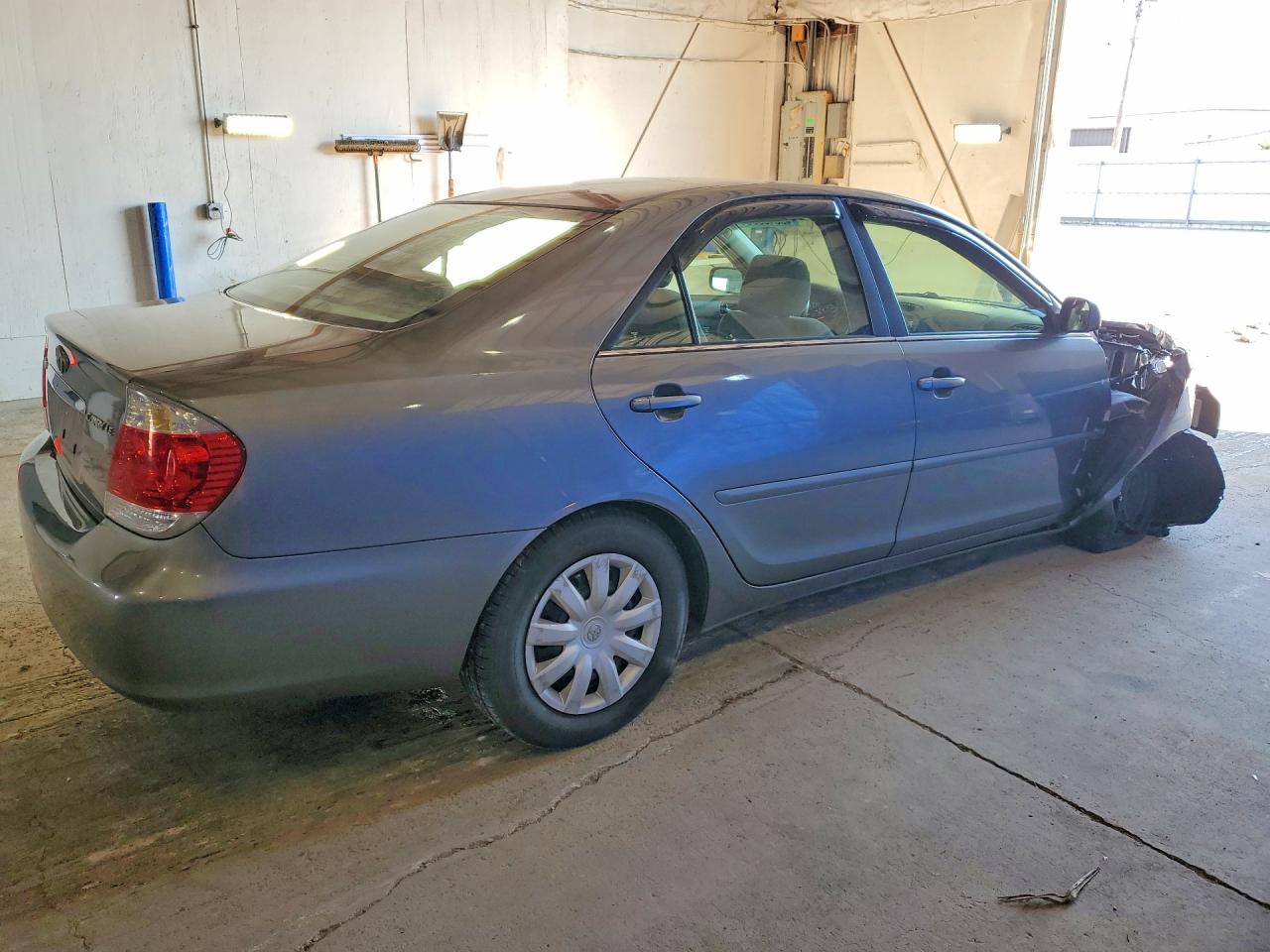 2005 Toyota Camry Gray vin: 4T1BE30K05U509840