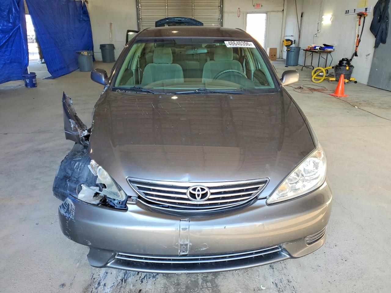 2005 Toyota Camry Gray vin: 4T1BE30K05U509840