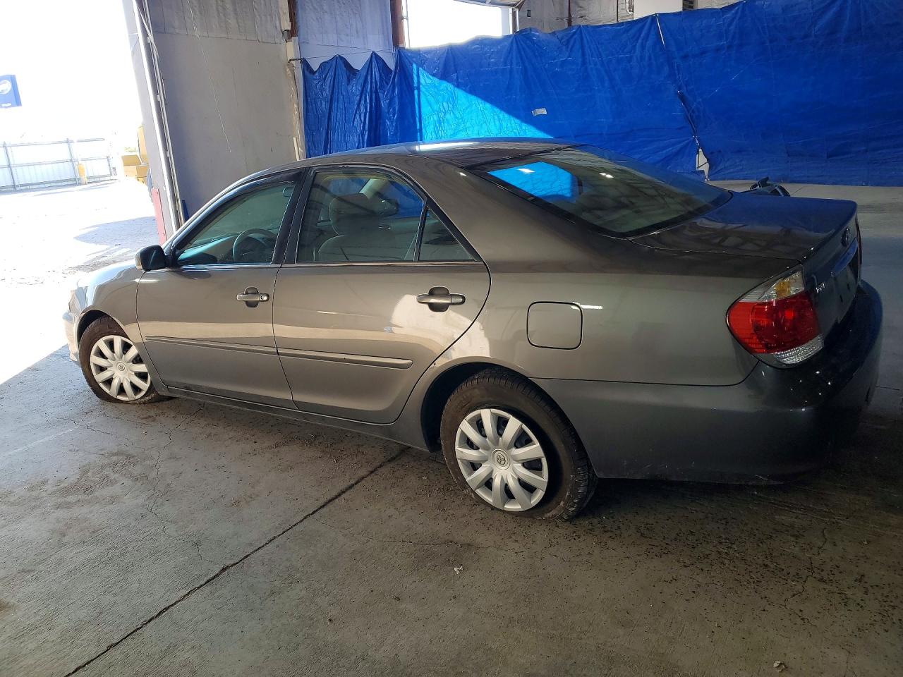 2005 Toyota Camry Gray vin: 4T1BE30K05U509840