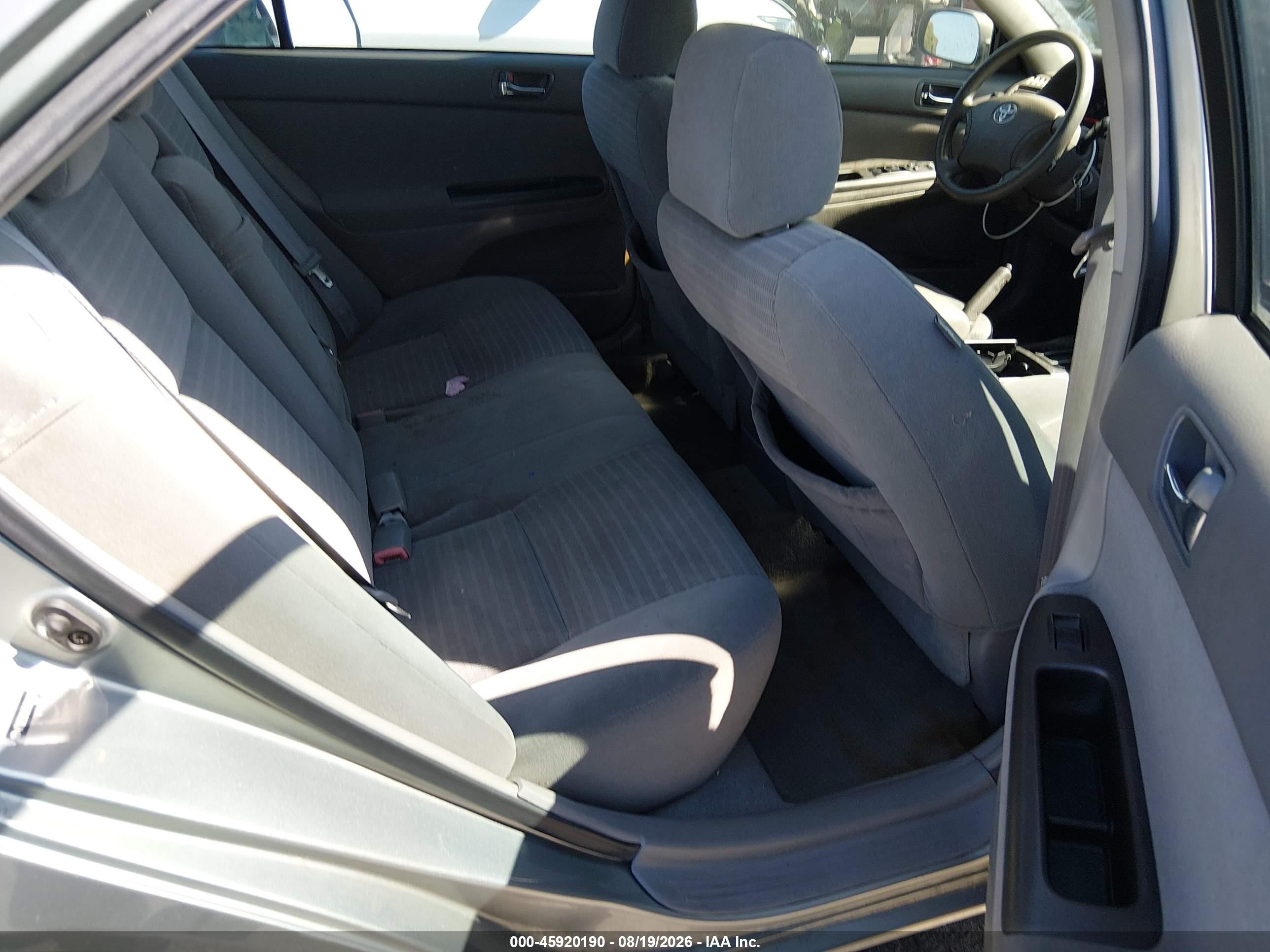 2005 Toyota Camry Le Gray vin: 4T1BE30K05U522202