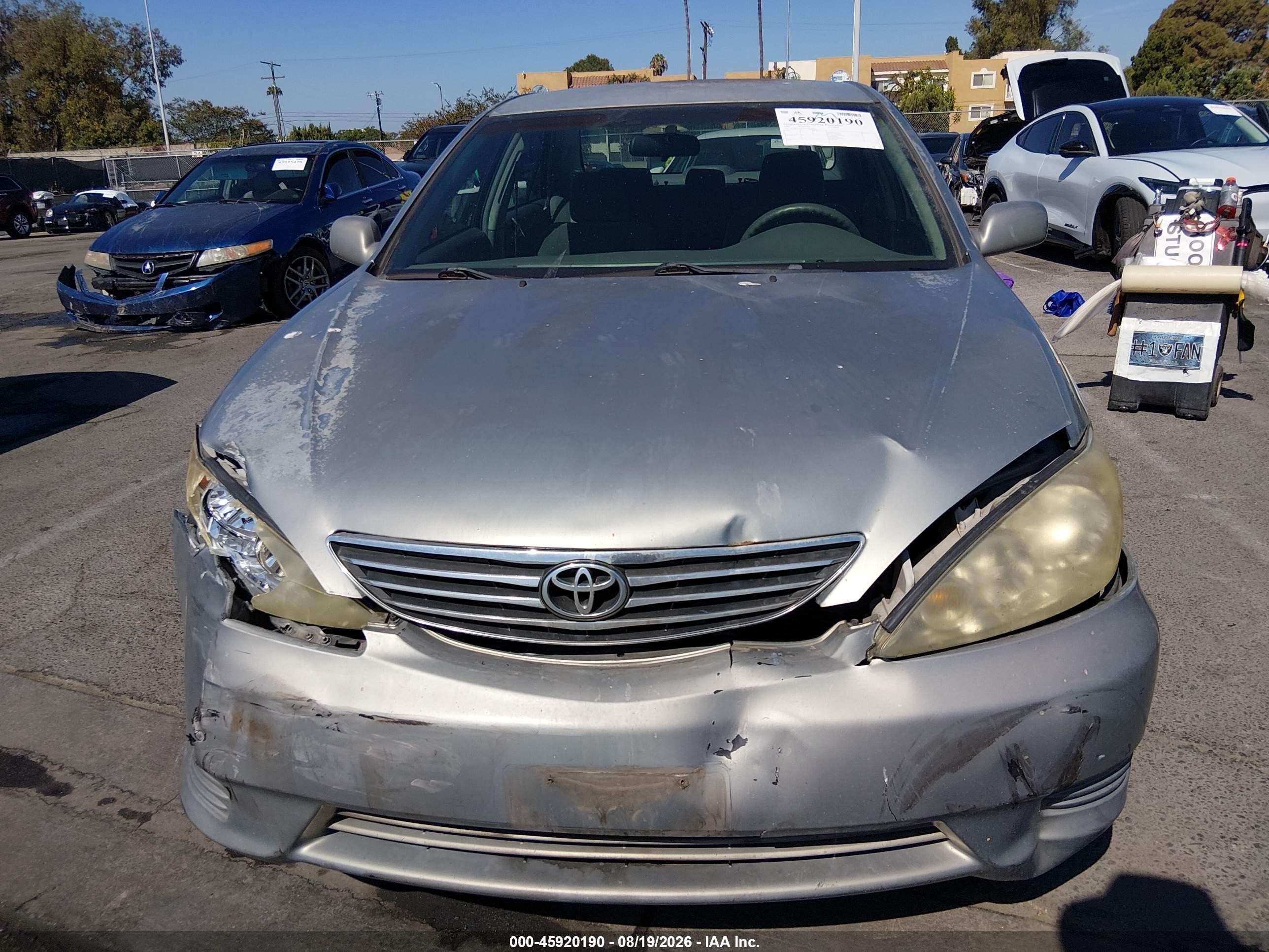 2005 Toyota Camry Le Gray vin: 4T1BE30K05U522202