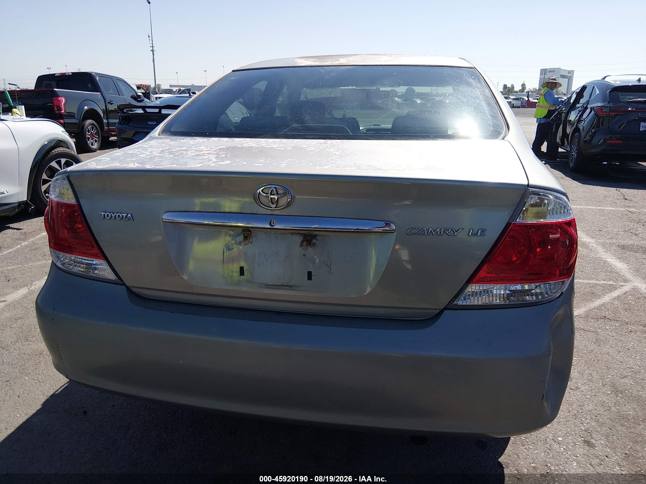 2005 Toyota Camry Le Gray vin: 4T1BE30K05U522202
