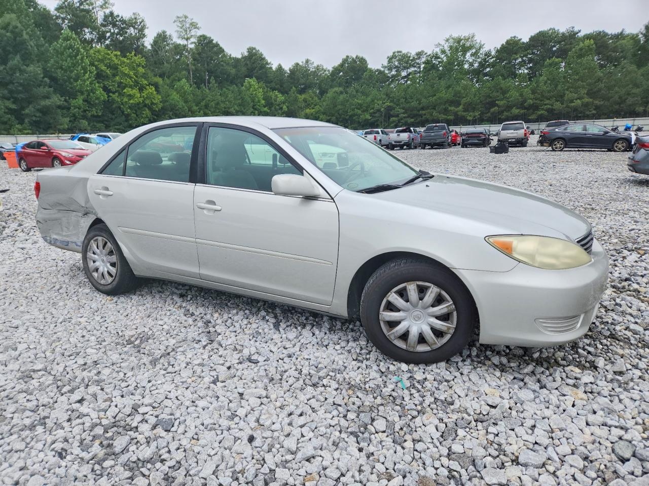 2005 Toyota Camry Le Silver vin: 4T1BE30K05U970357