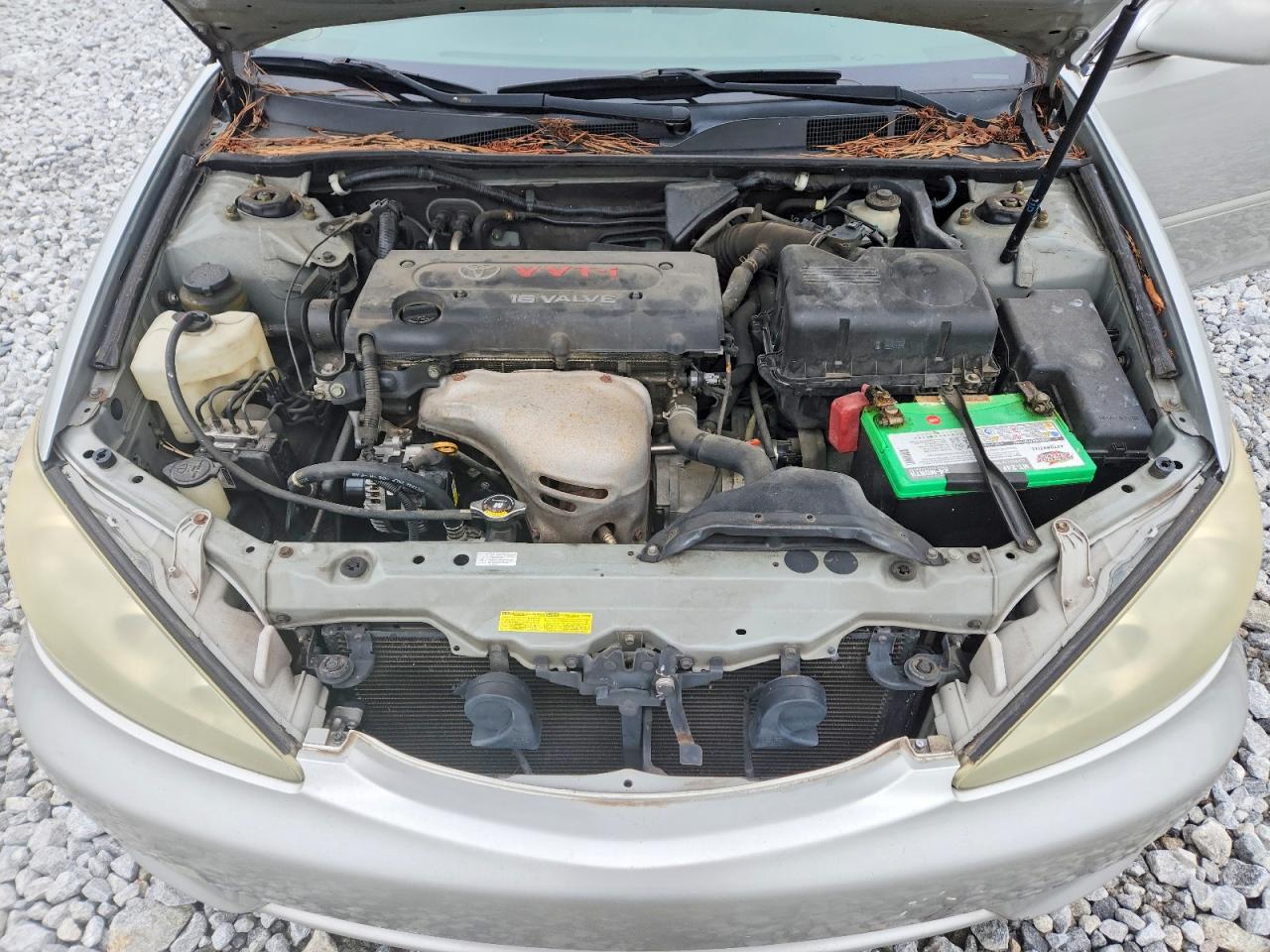 2005 Toyota Camry Le Silver vin: 4T1BE30K05U970357
