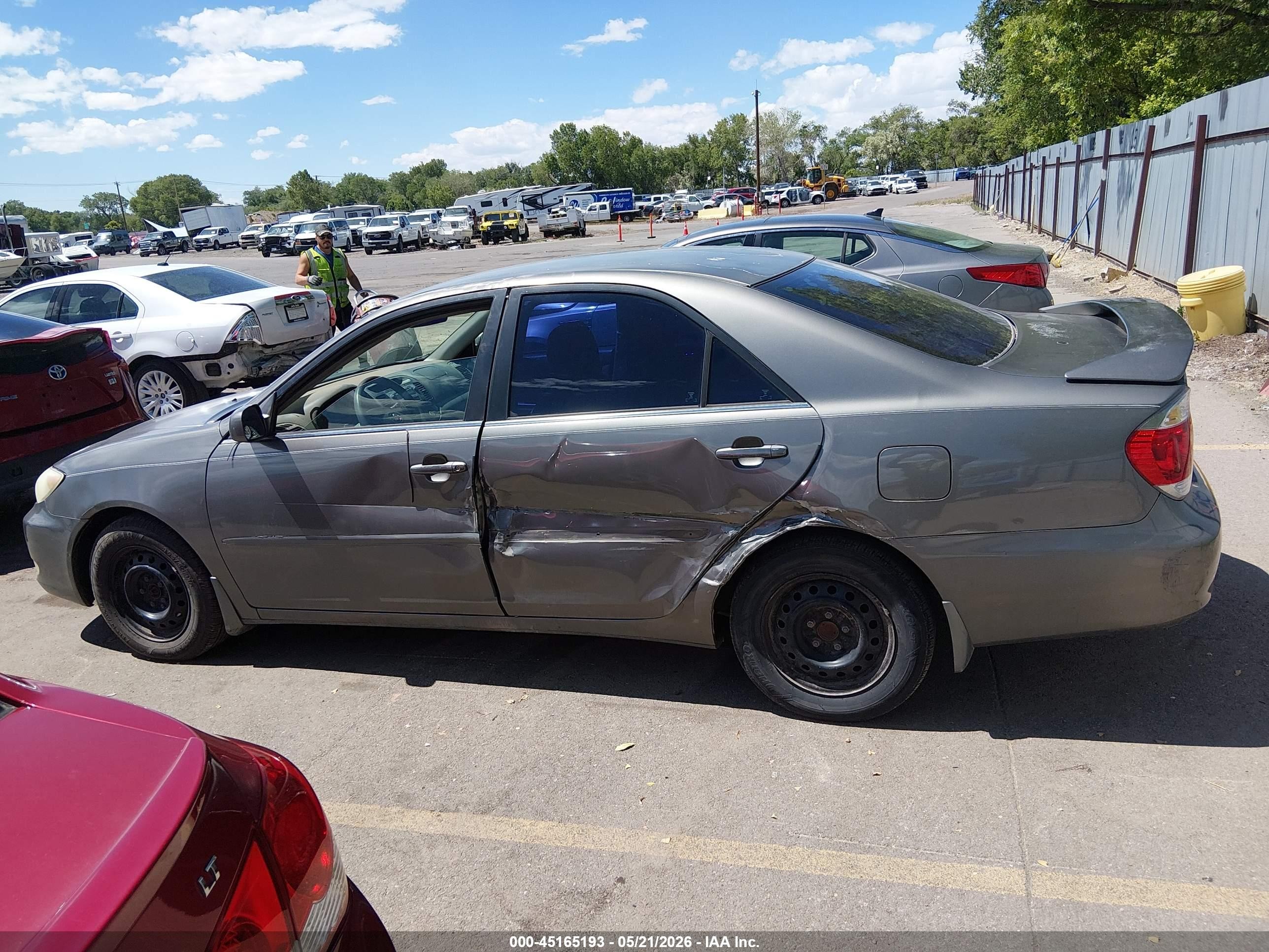 2006 Toyota Camry Le Серый vin: 4T1BE30K06U742182