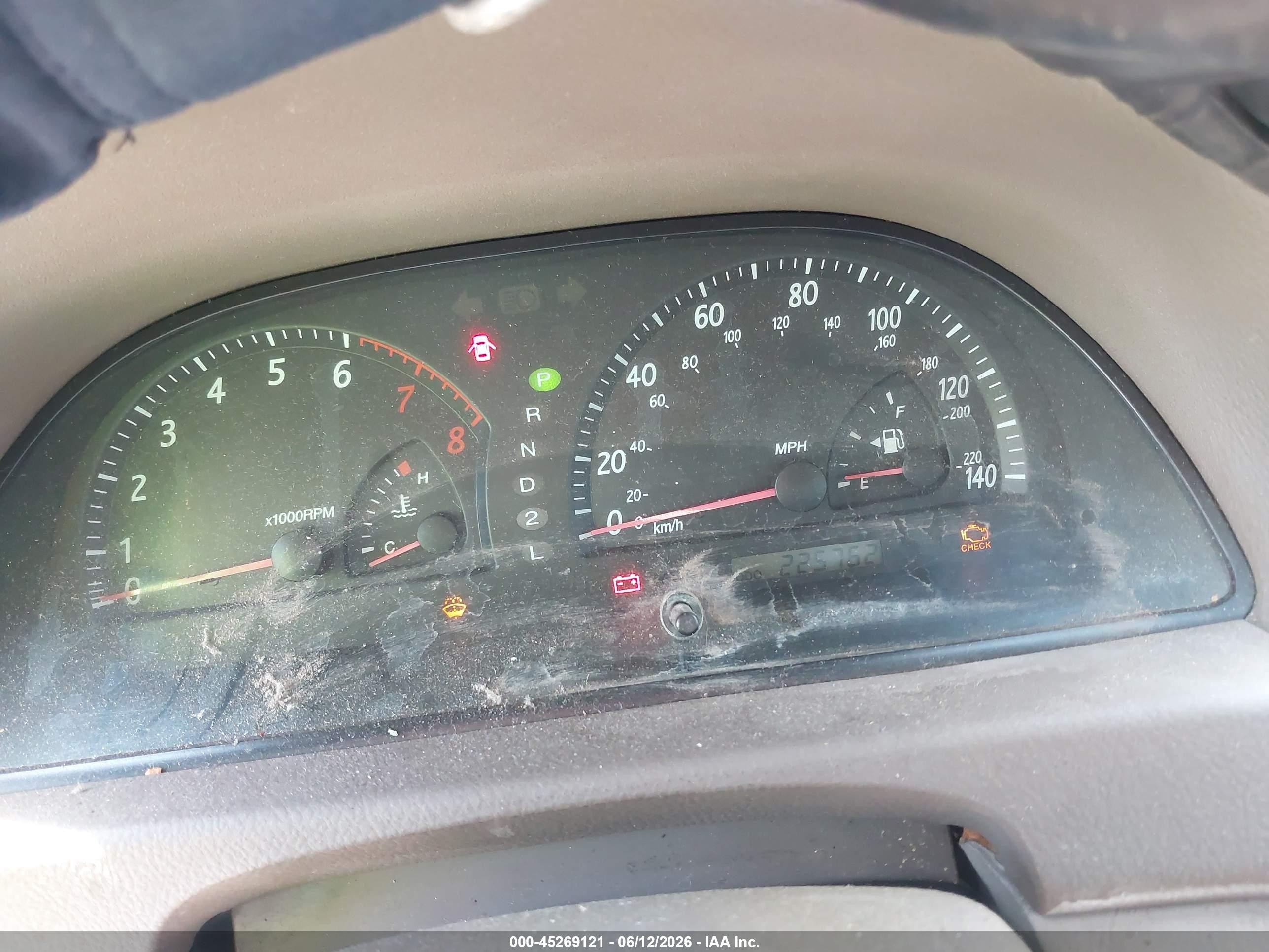 2002 Toyota Camry Xle Gold vin: 4T1BE30K12U043427