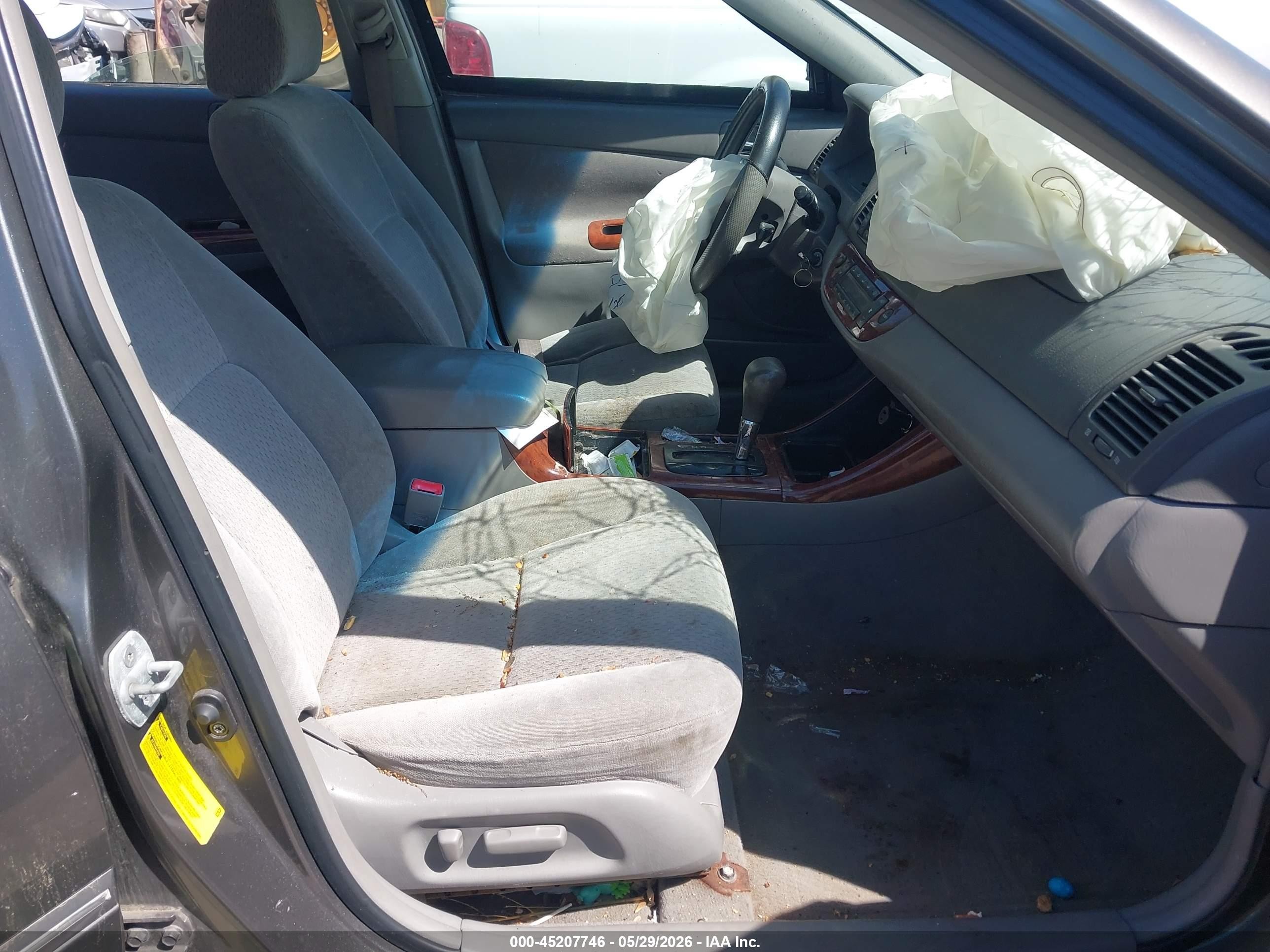 2002 Toyota Camry Xle Gray vin: 4T1BE30K12U520941