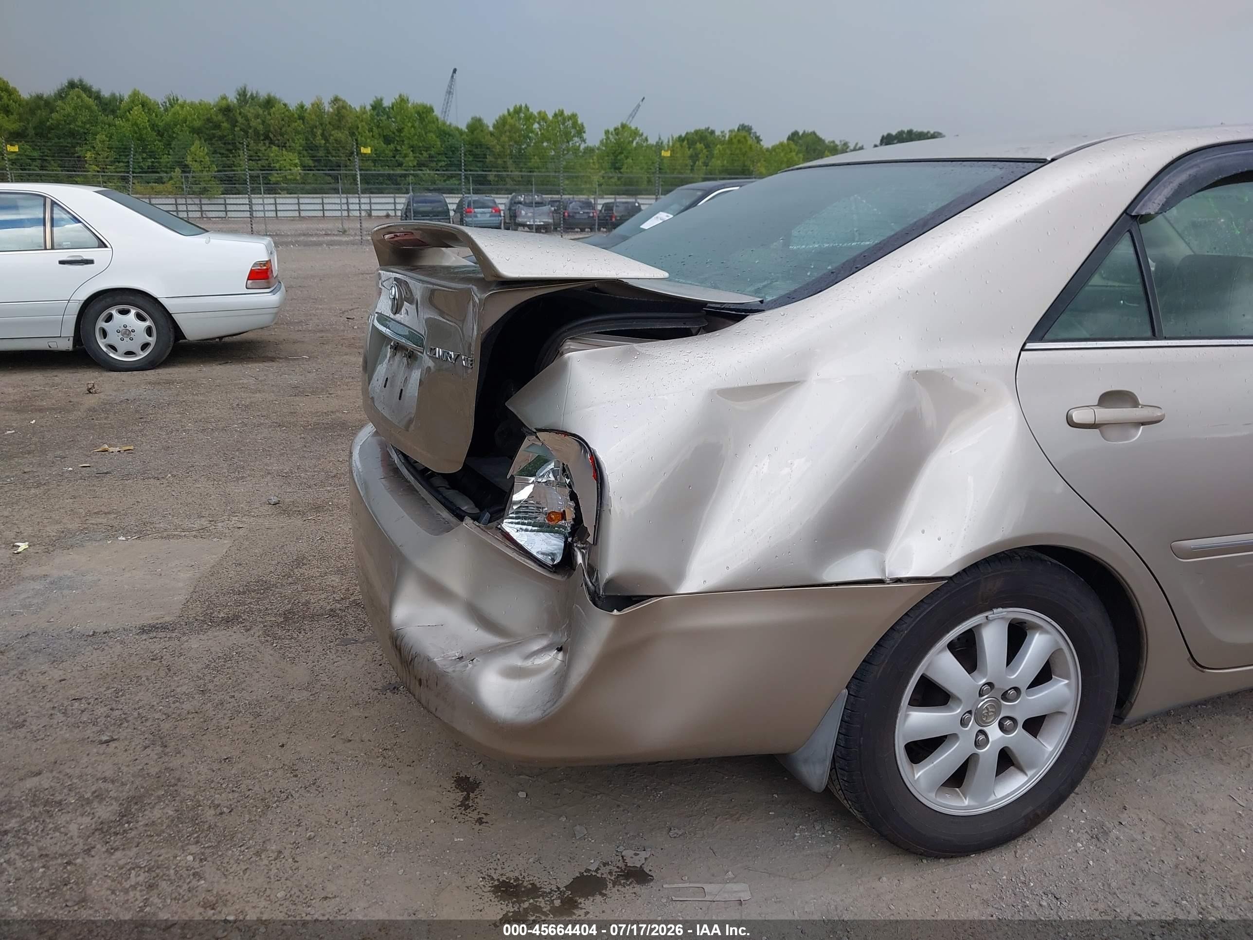 2002 Toyota Camry Xle Бежевый vin: 4T1BE30K12U587247