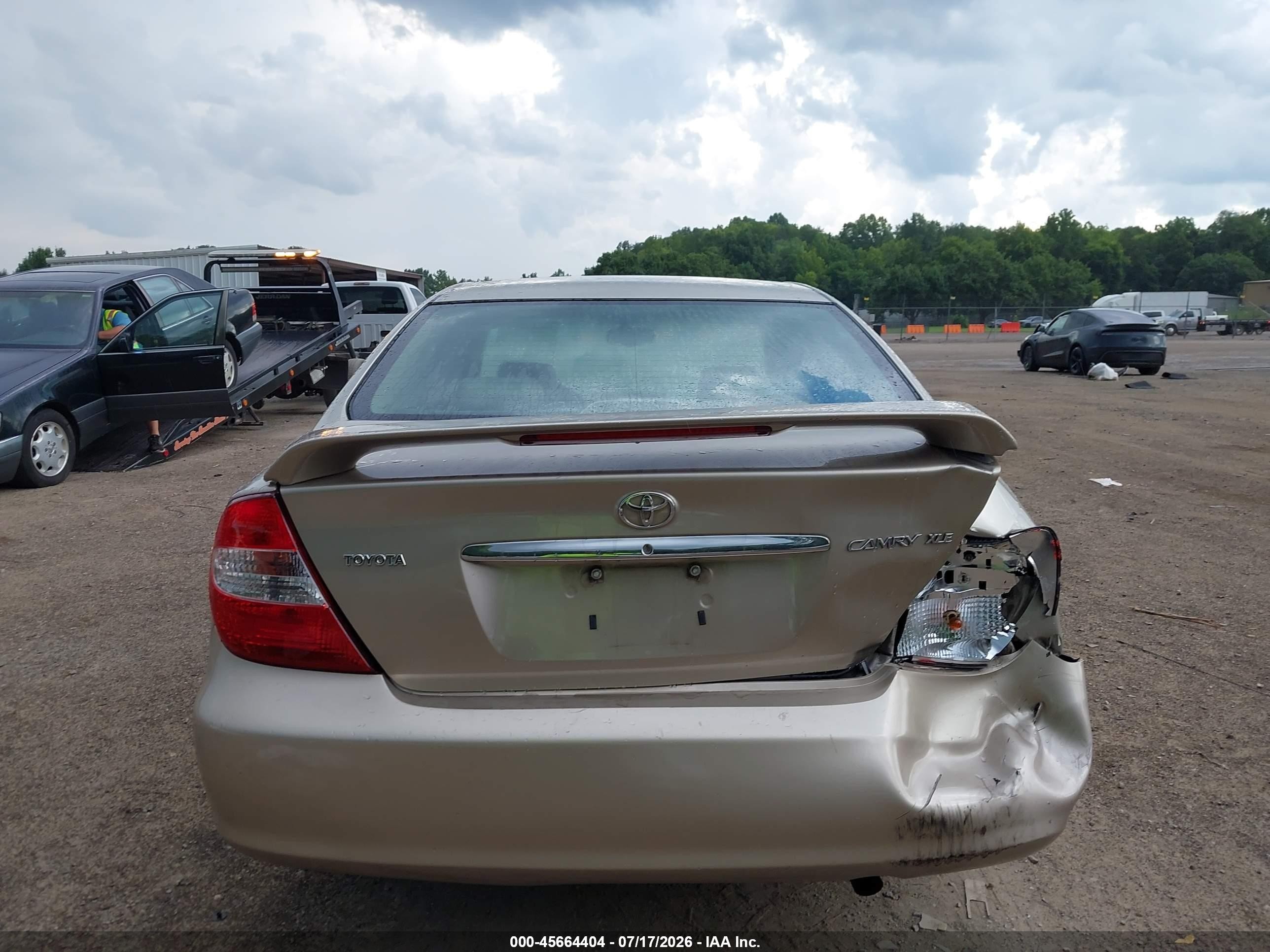 2002 Toyota Camry Xle Бежевый vin: 4T1BE30K12U587247