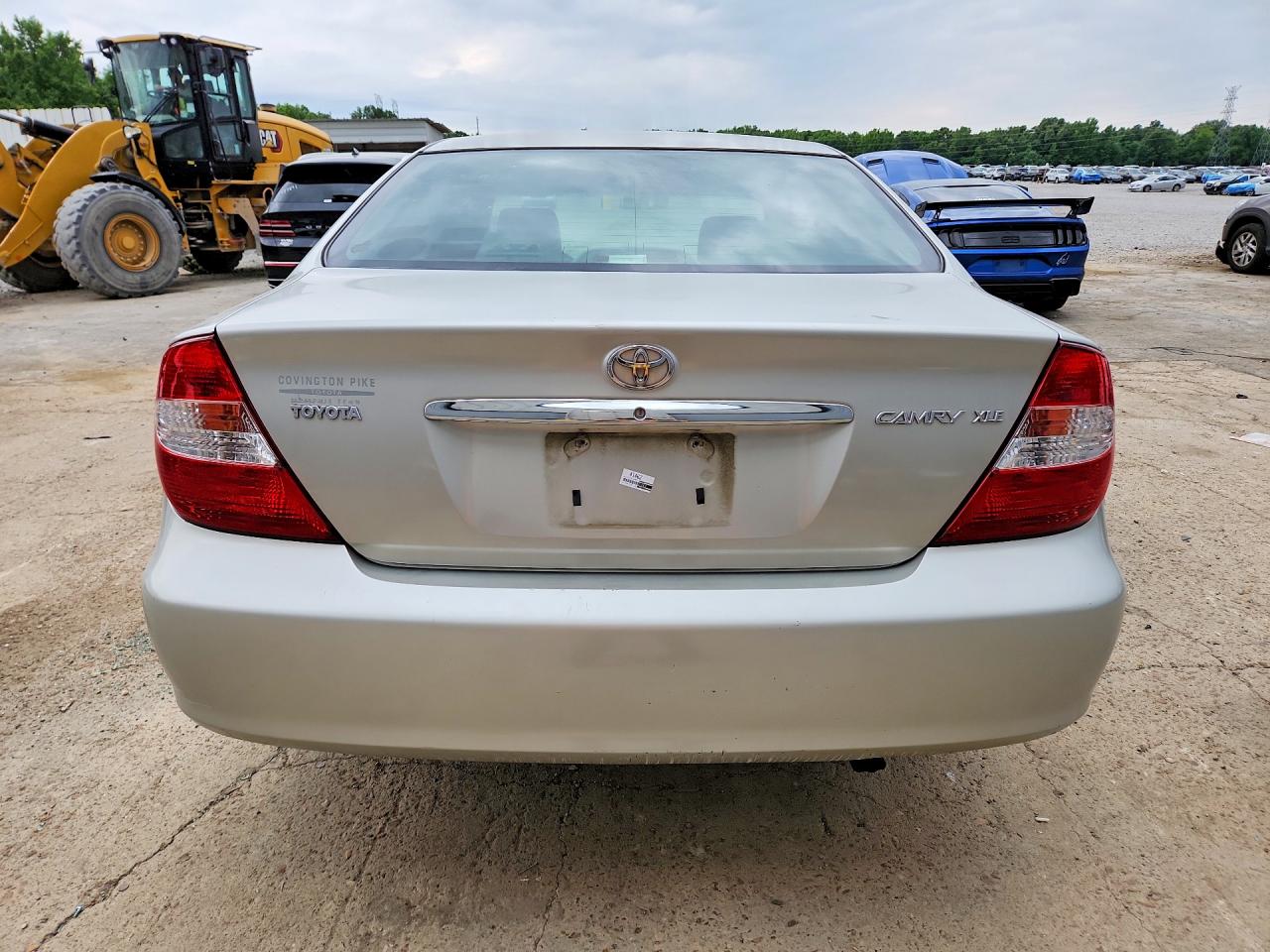 2004 Toyota Camry Xle Silver vin: 4T1BE30K14U847374