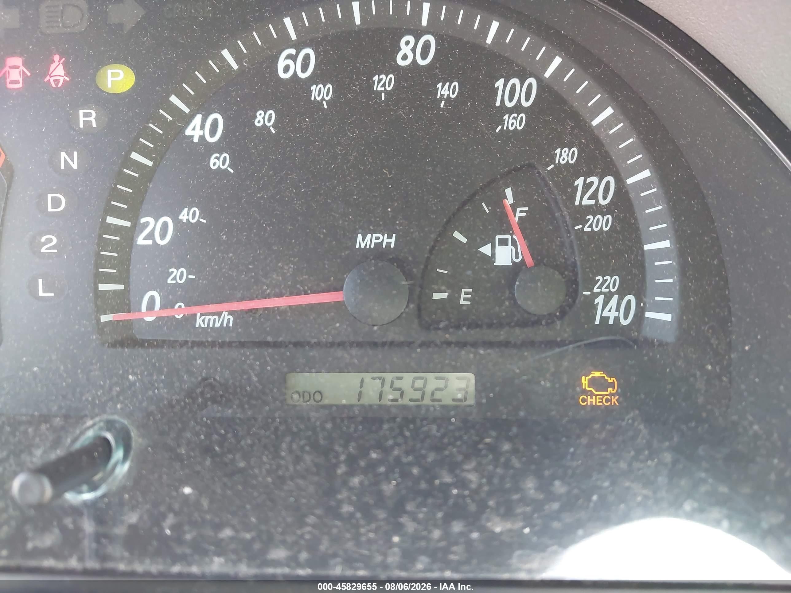 2004 Toyota Camry Xle Silver vin: 4T1BE30K14U848587