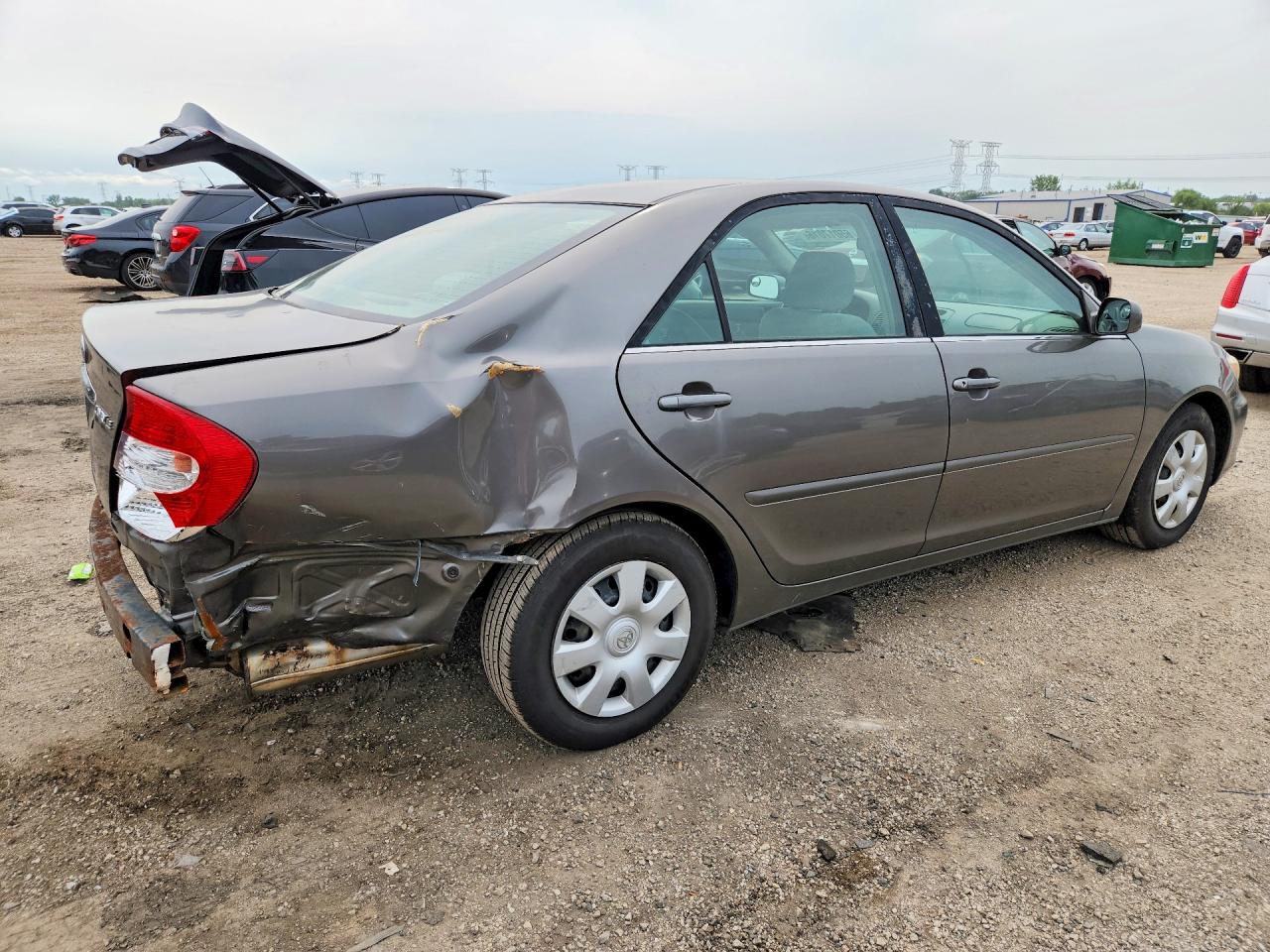 2004 Toyota Camry Le Gray vin: 4T1BE30K14U859671