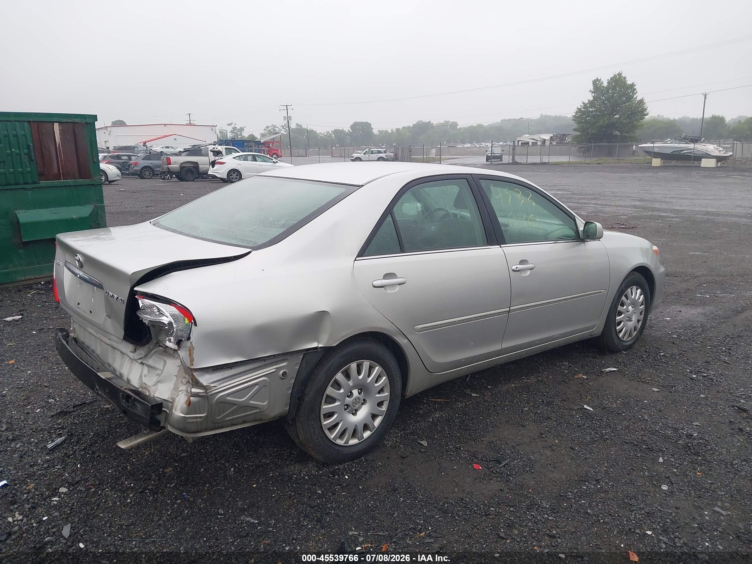 2004 Toyota Camry Xle Silver vin: 4T1BE30K14U861324