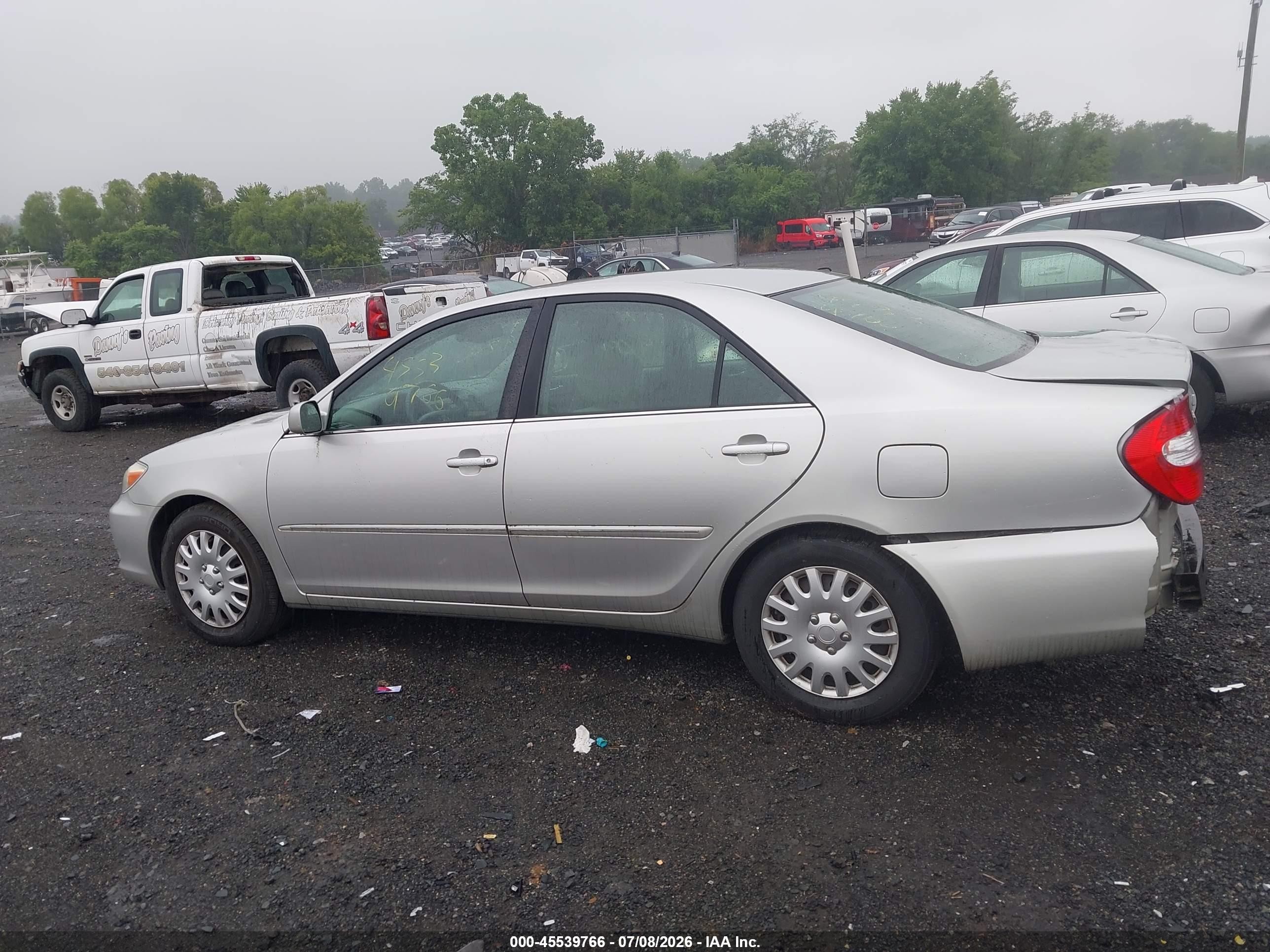 2004 Toyota Camry Xle Silver vin: 4T1BE30K14U861324