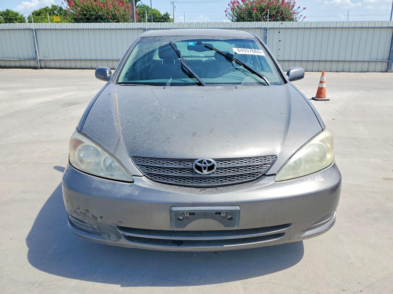 2004 Toyota Camry Xle Tan vin: 4T1BE30K14U897532