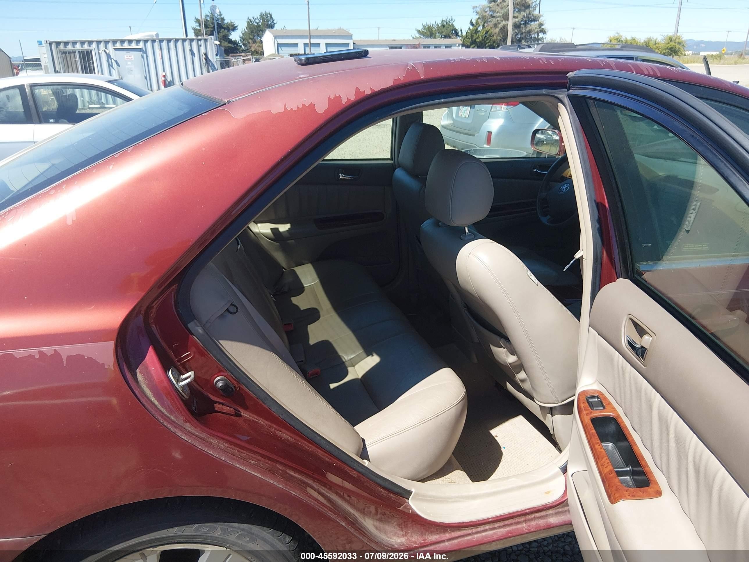 2005 Toyota Camry Xle Красный vin: 4T1BE30K15U051824