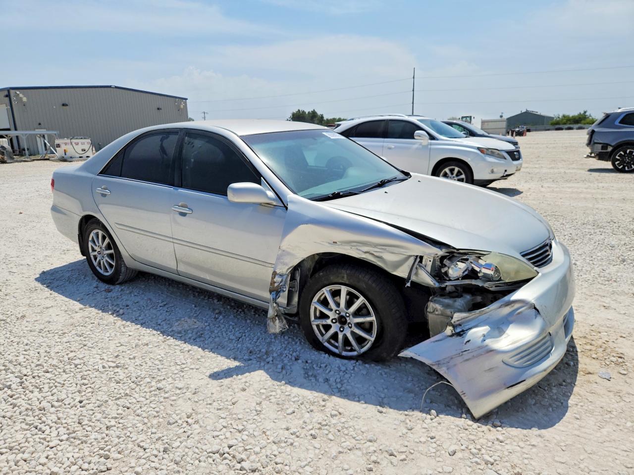 2005 Toyota Camry Le Серебряный vin: 4T1BE30K15U563924