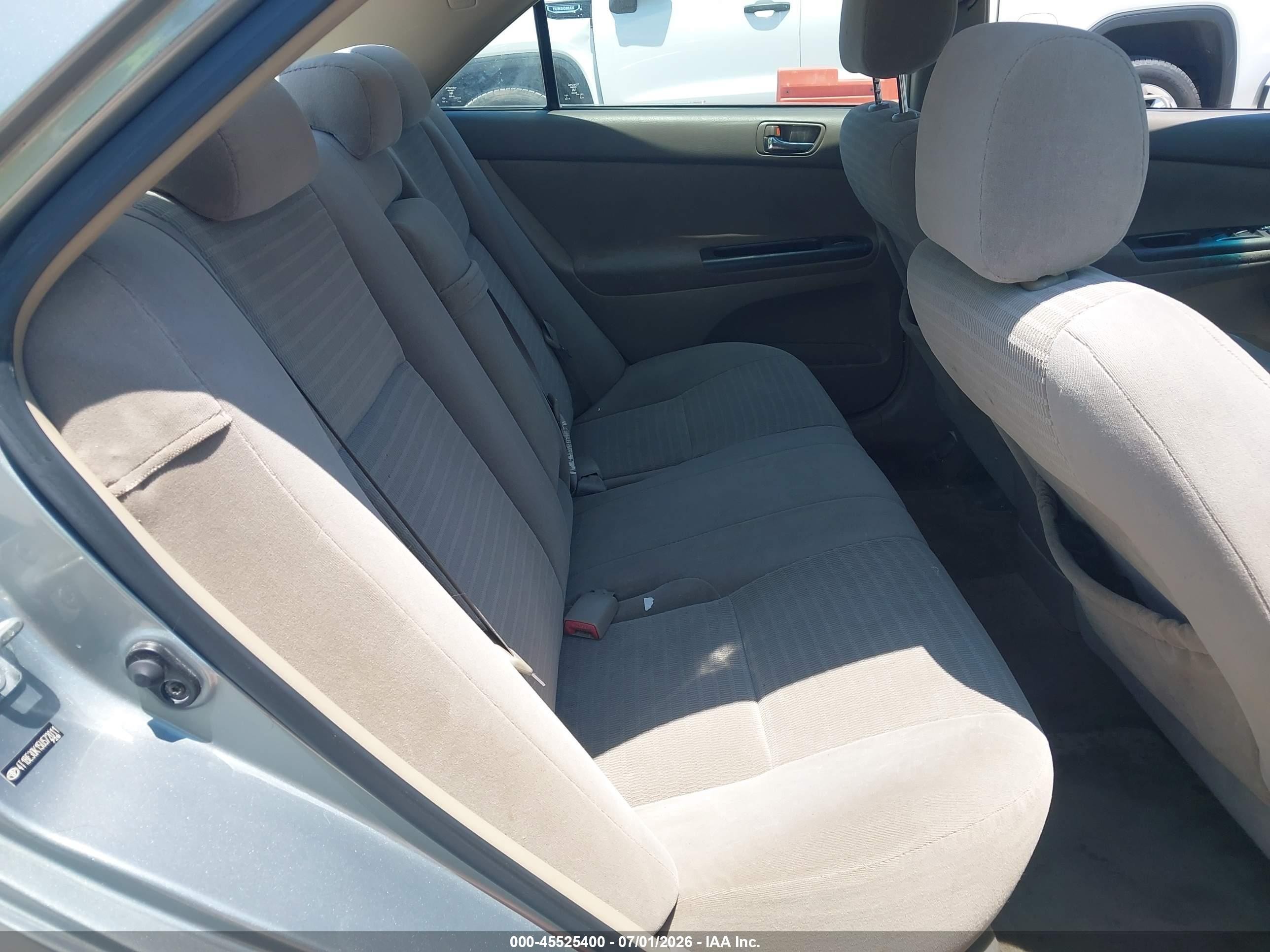 2005 Toyota Camry Le Серый vin: 4T1BE30K15U572011