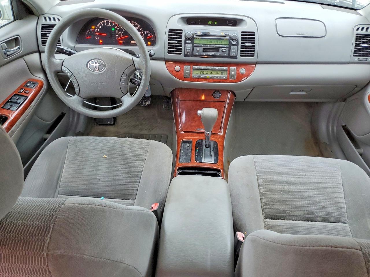 2005 Toyota Camry Xle Серебряный vin: 4T1BE30K15U973588