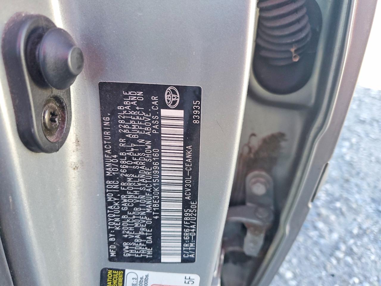 2005 Toyota Camry Le Gray vin: 4T1BE30K15U996160