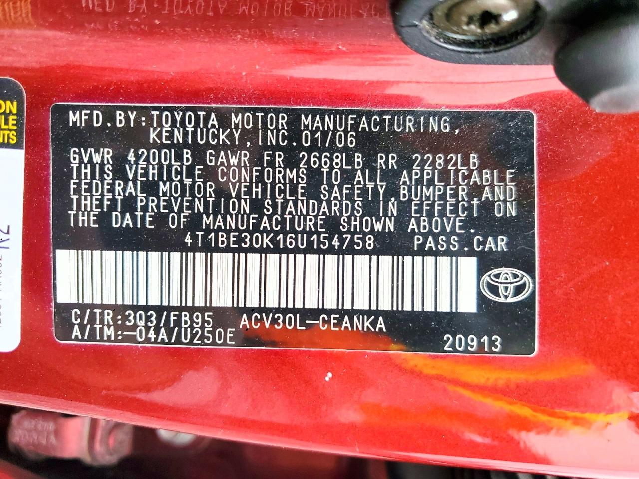 2006 Toyota Camry Le Red vin: 4T1BE30K16U154758
