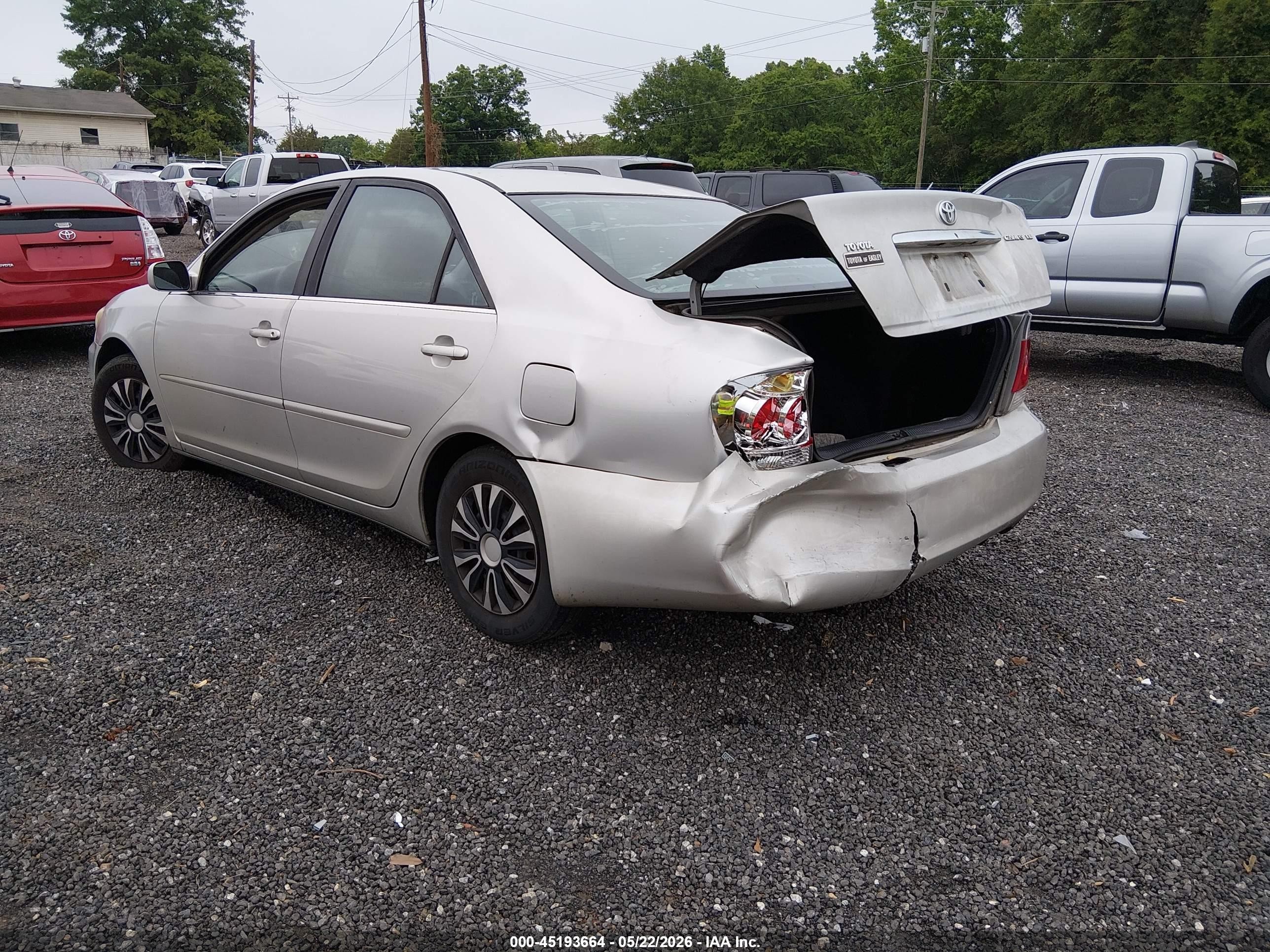 2006 Toyota Camry Le Silver vin: 4T1BE30K16U676029