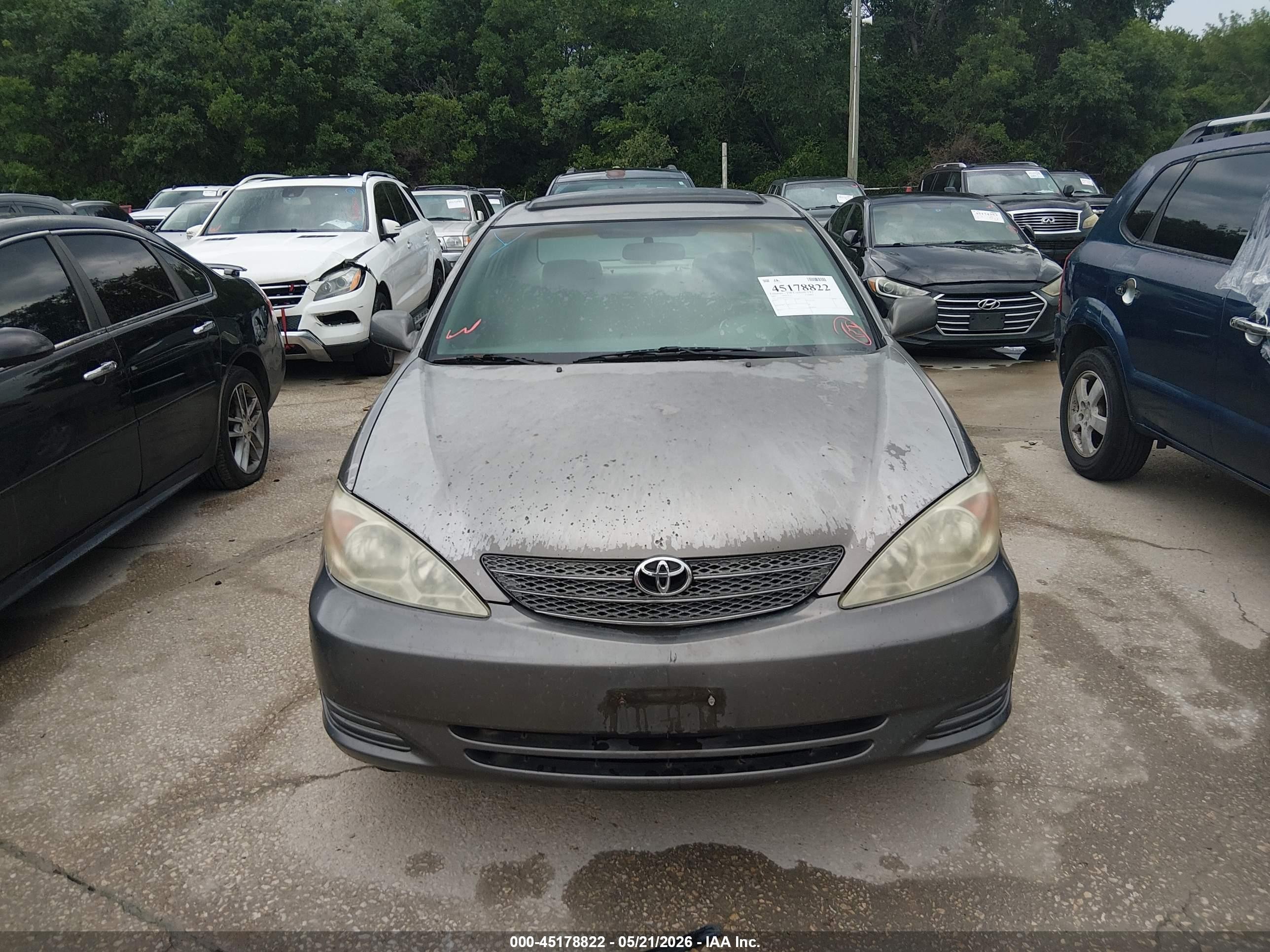 2002 Toyota Camry Le Серый vin: 4T1BE30K22U532712