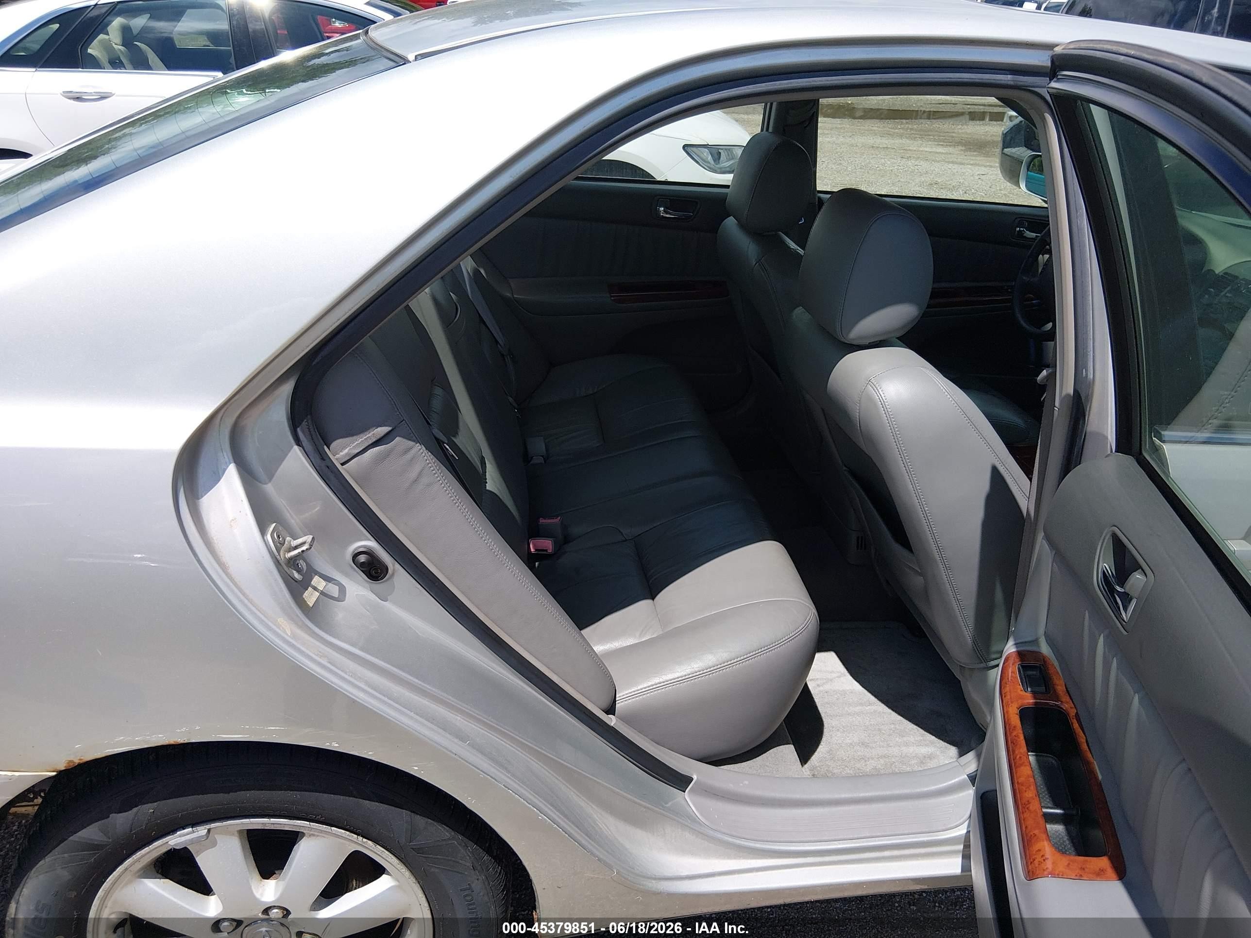 2002 Toyota Camry Xle Silver vin: 4T1BE30K22U624791