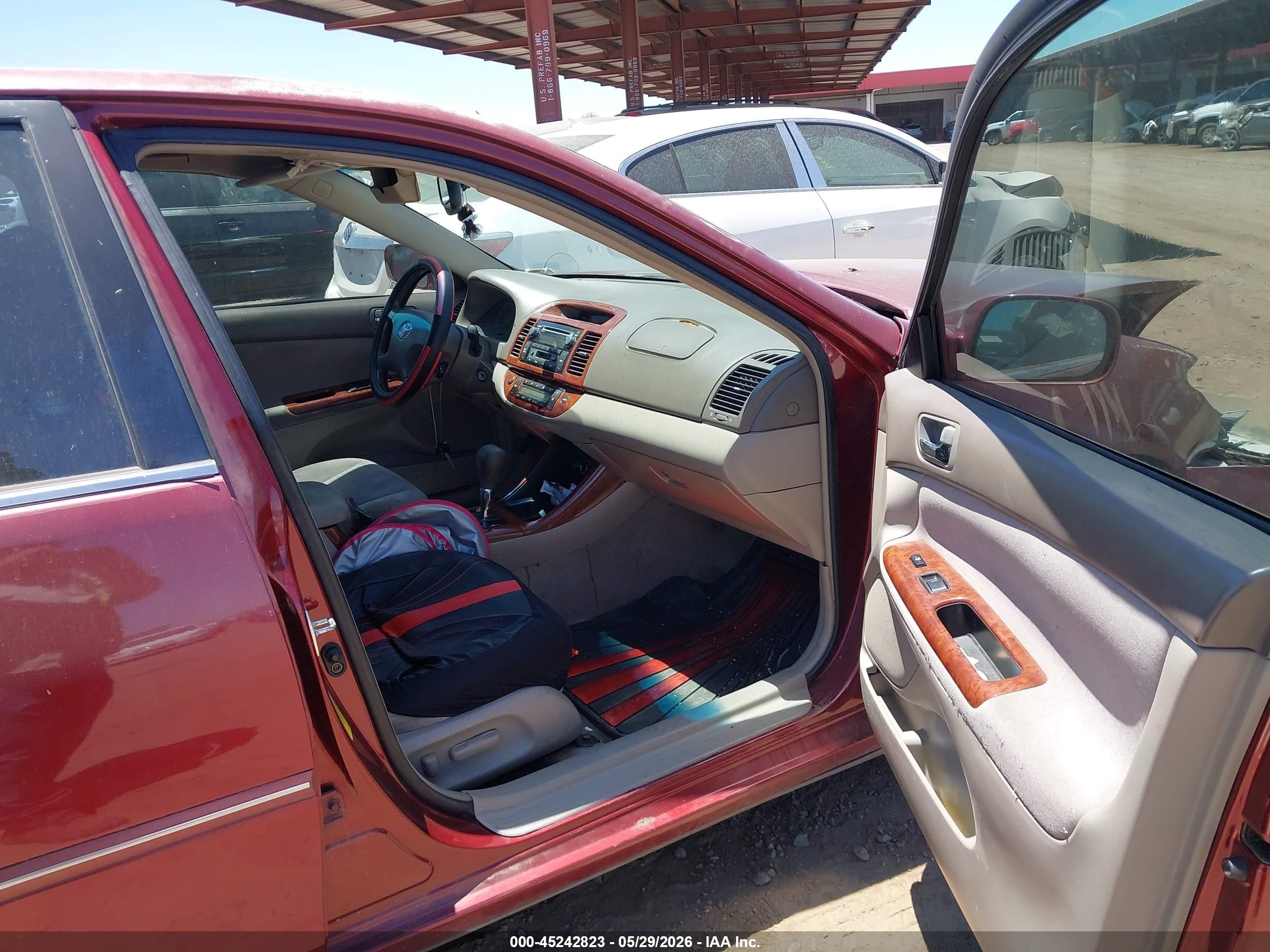 2003 Toyota Camry Xle Red vin: 4T1BE30K23U126284