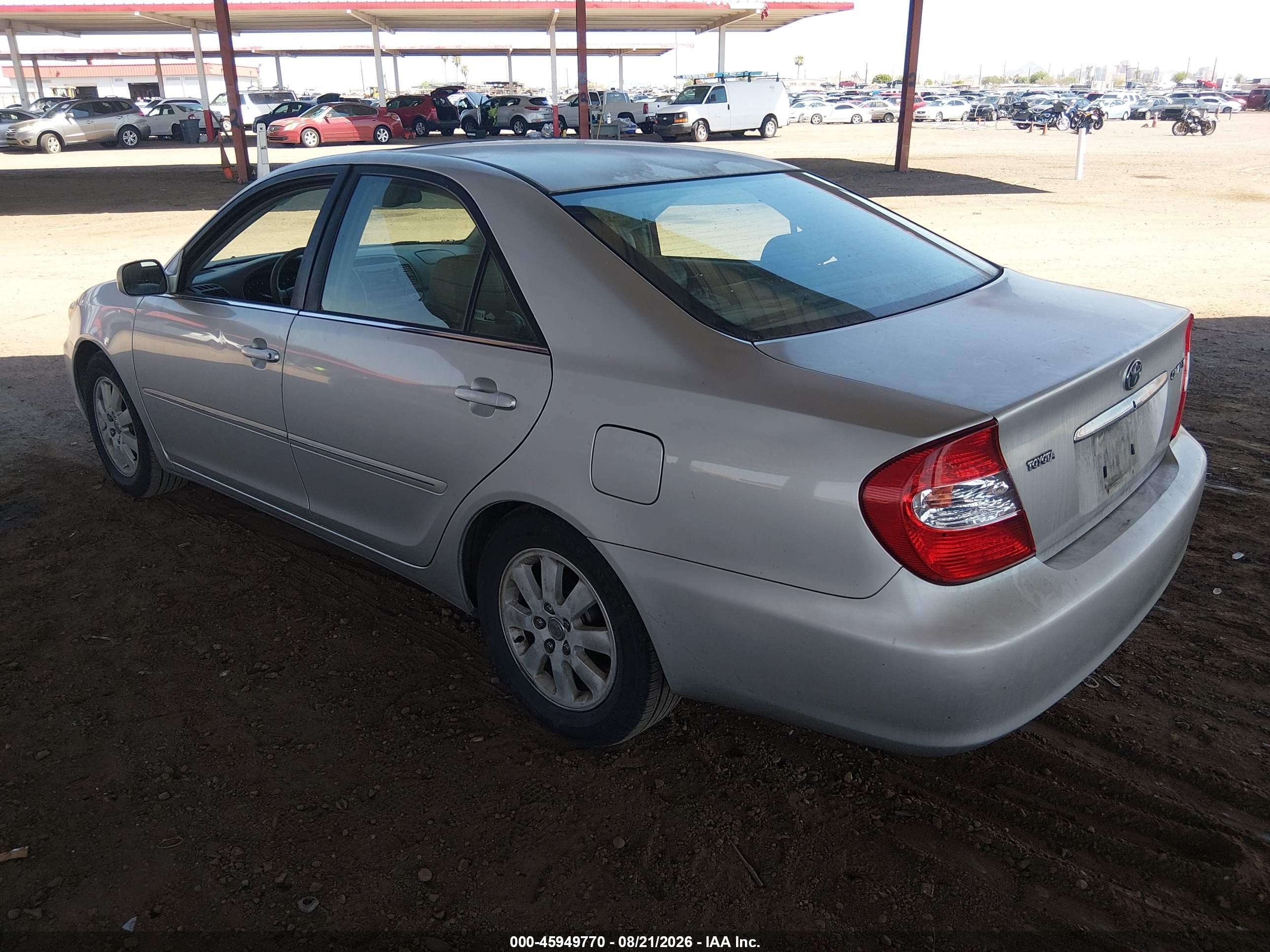 2003 Toyota Camry Xle Серебряный vin: 4T1BE30K23U758007