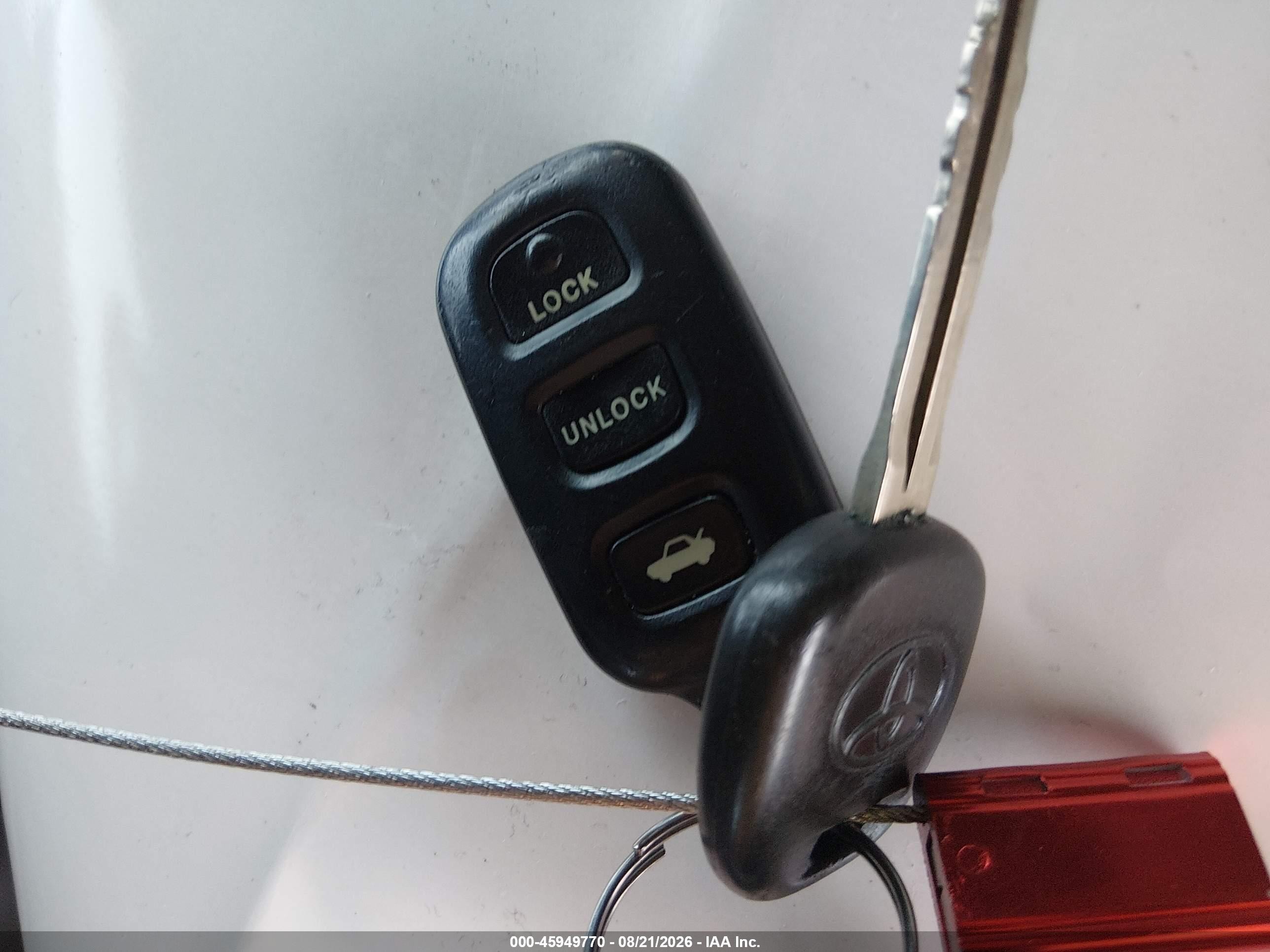 2003 Toyota Camry Xle Серебряный vin: 4T1BE30K23U758007