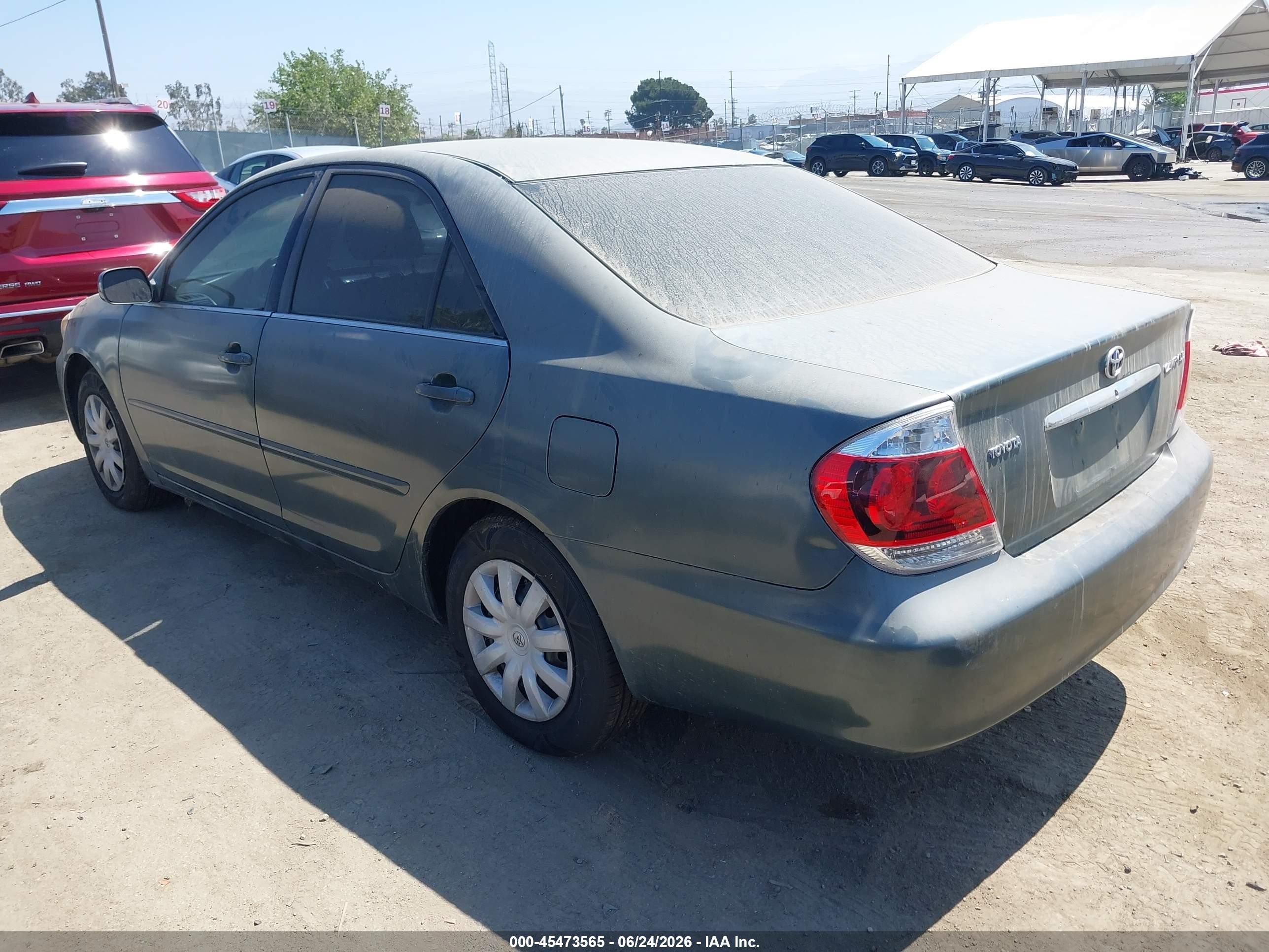2005 Toyota Camry Le Серый vin: 4T1BE30K25U054344
