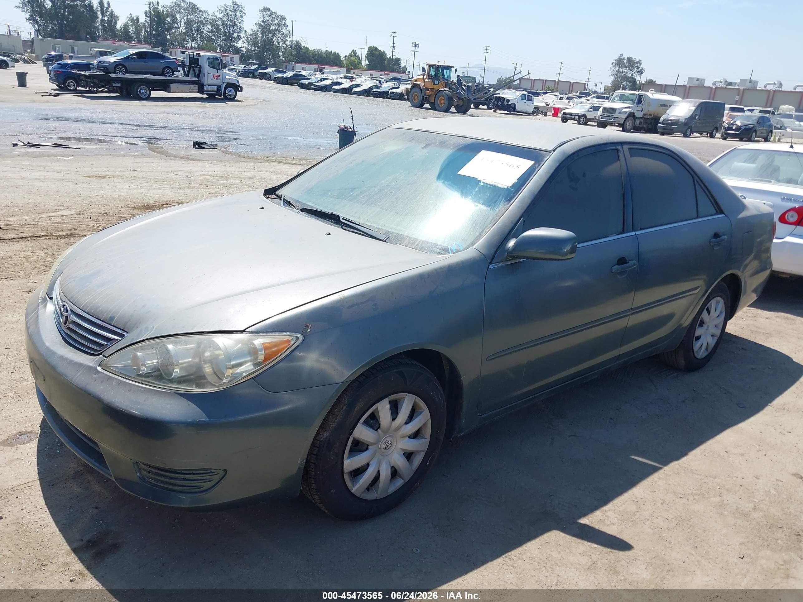 2005 Toyota Camry Le Серый vin: 4T1BE30K25U054344