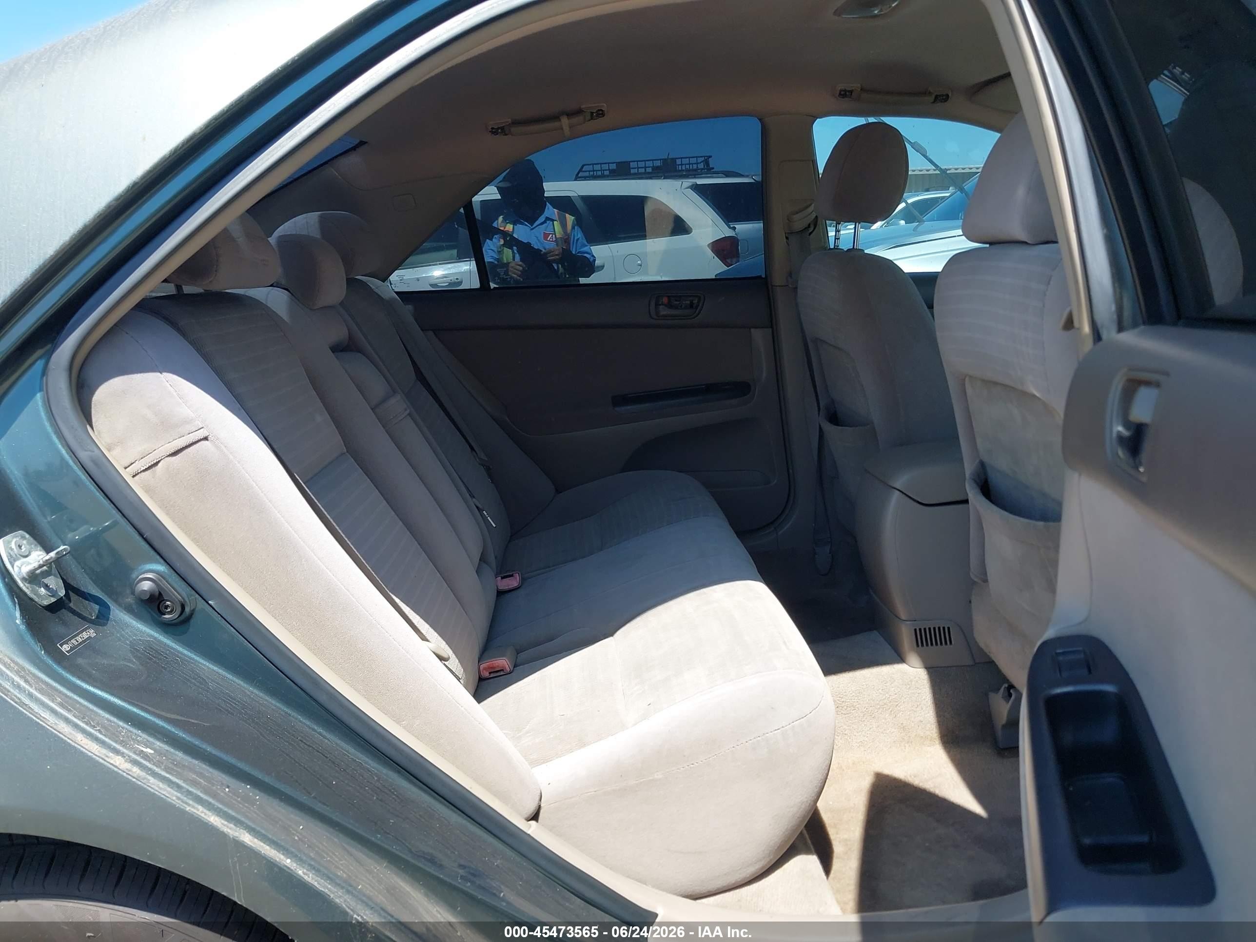 2005 Toyota Camry Le Серый vin: 4T1BE30K25U054344