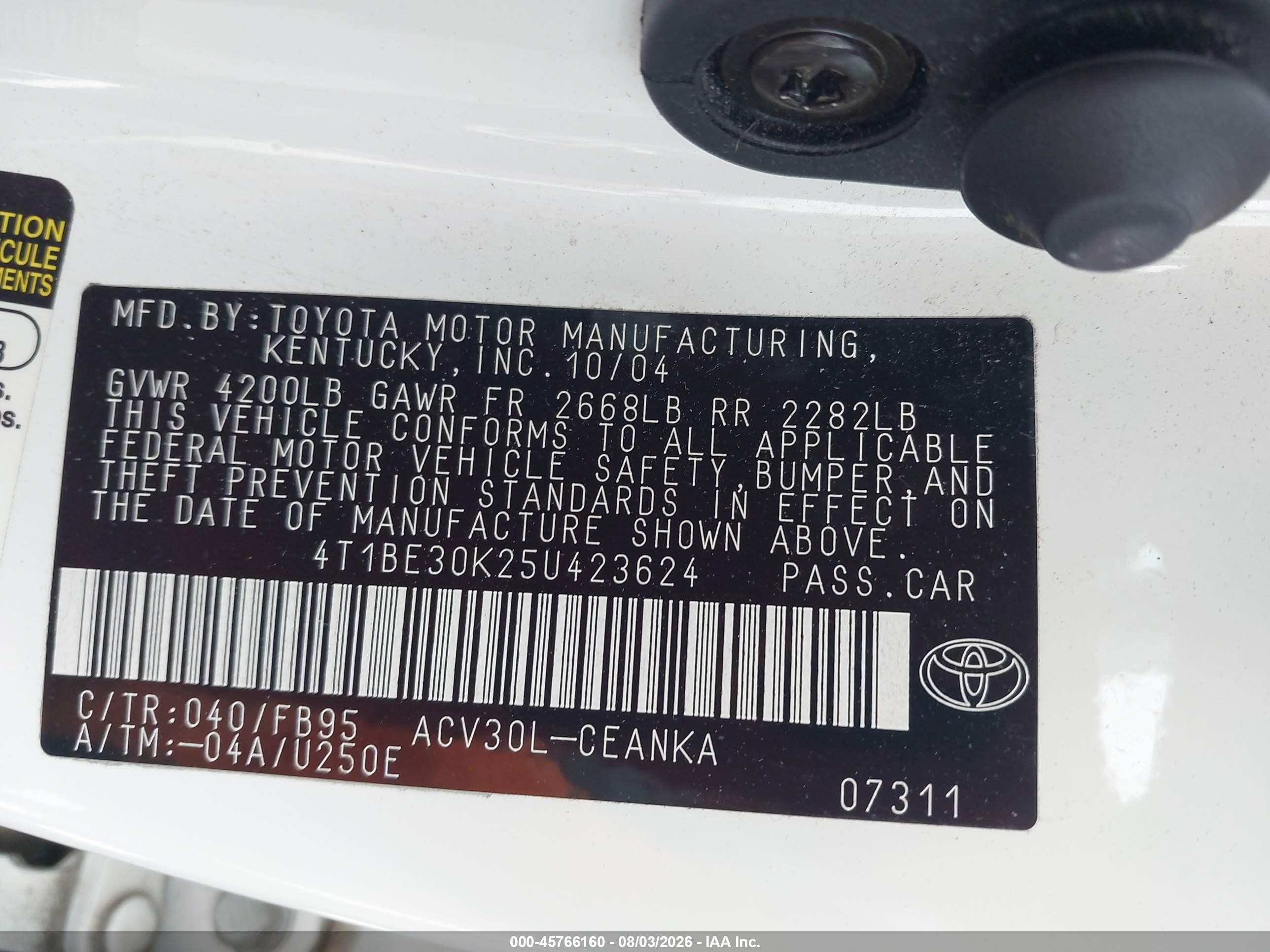 2005 Toyota Camry Le White vin: 4T1BE30K25U423624