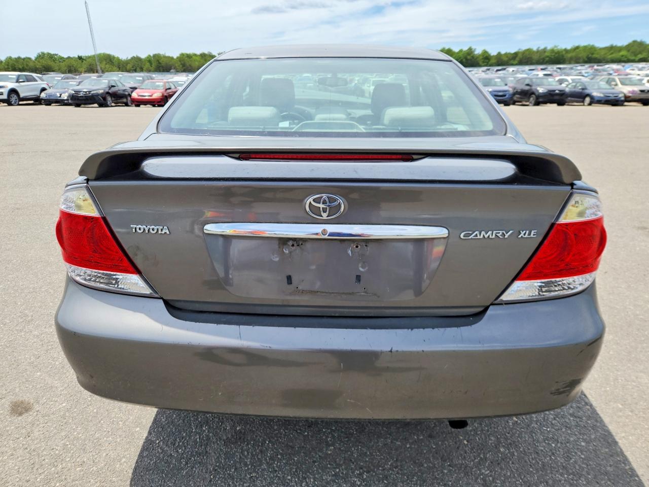 2005 Toyota Camry Xle Gray vin: 4T1BE30K25U554665
