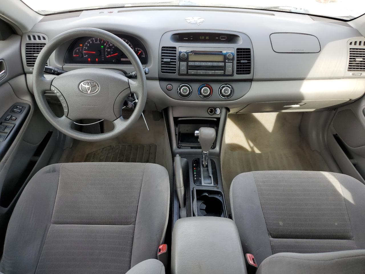 2005 Toyota Camry Le Белый vin: 4T1BE30K25U594812