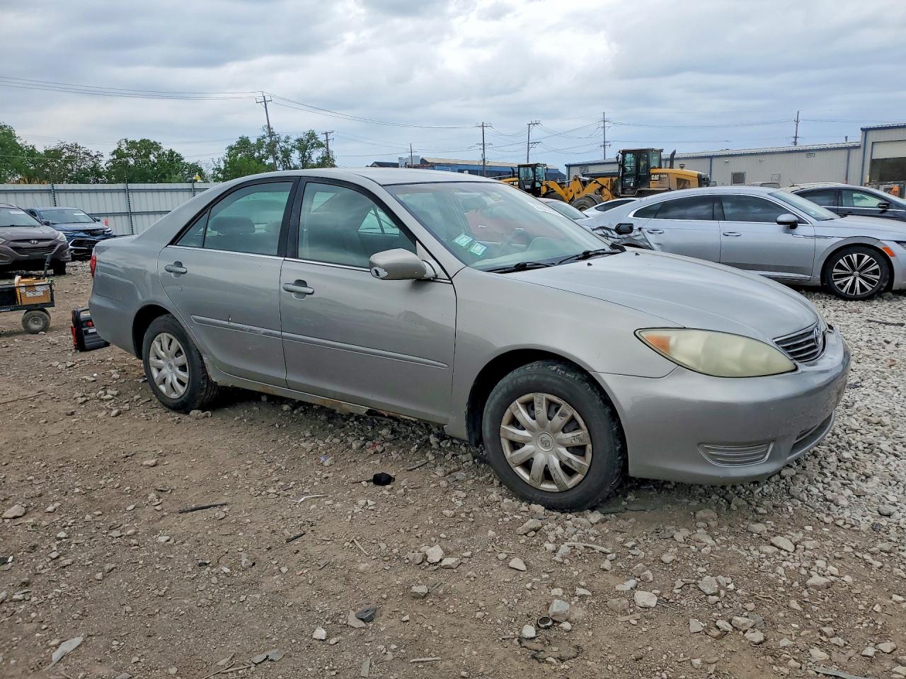 2005 Toyota Camry Silver vin: 4T1BE30K25U944780
