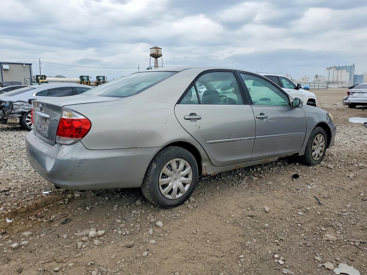 2005 Toyota Camry Silver vin: 4T1BE30K25U944780