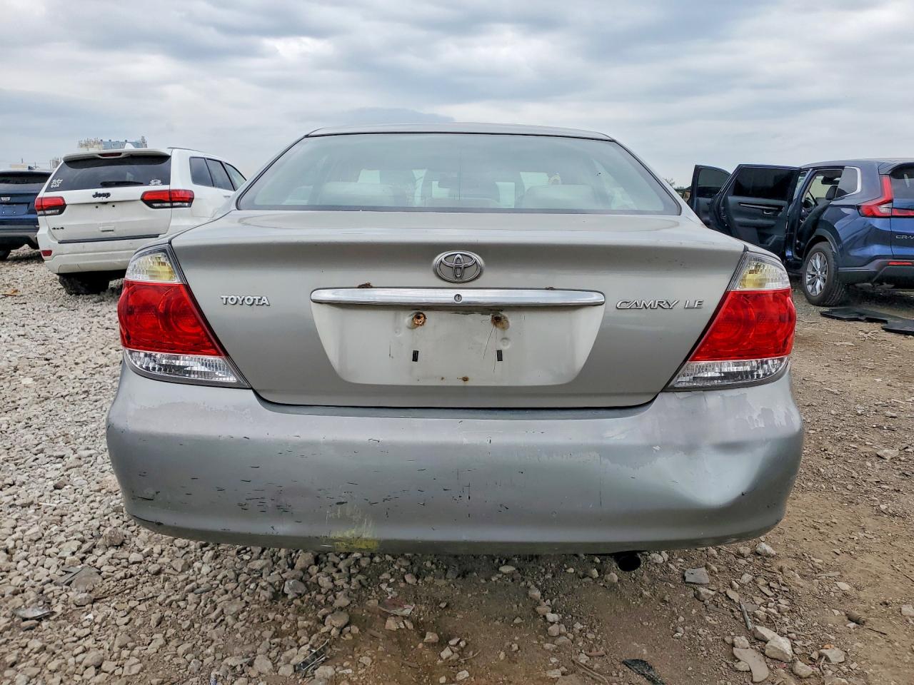 2005 Toyota Camry Silver vin: 4T1BE30K25U944780